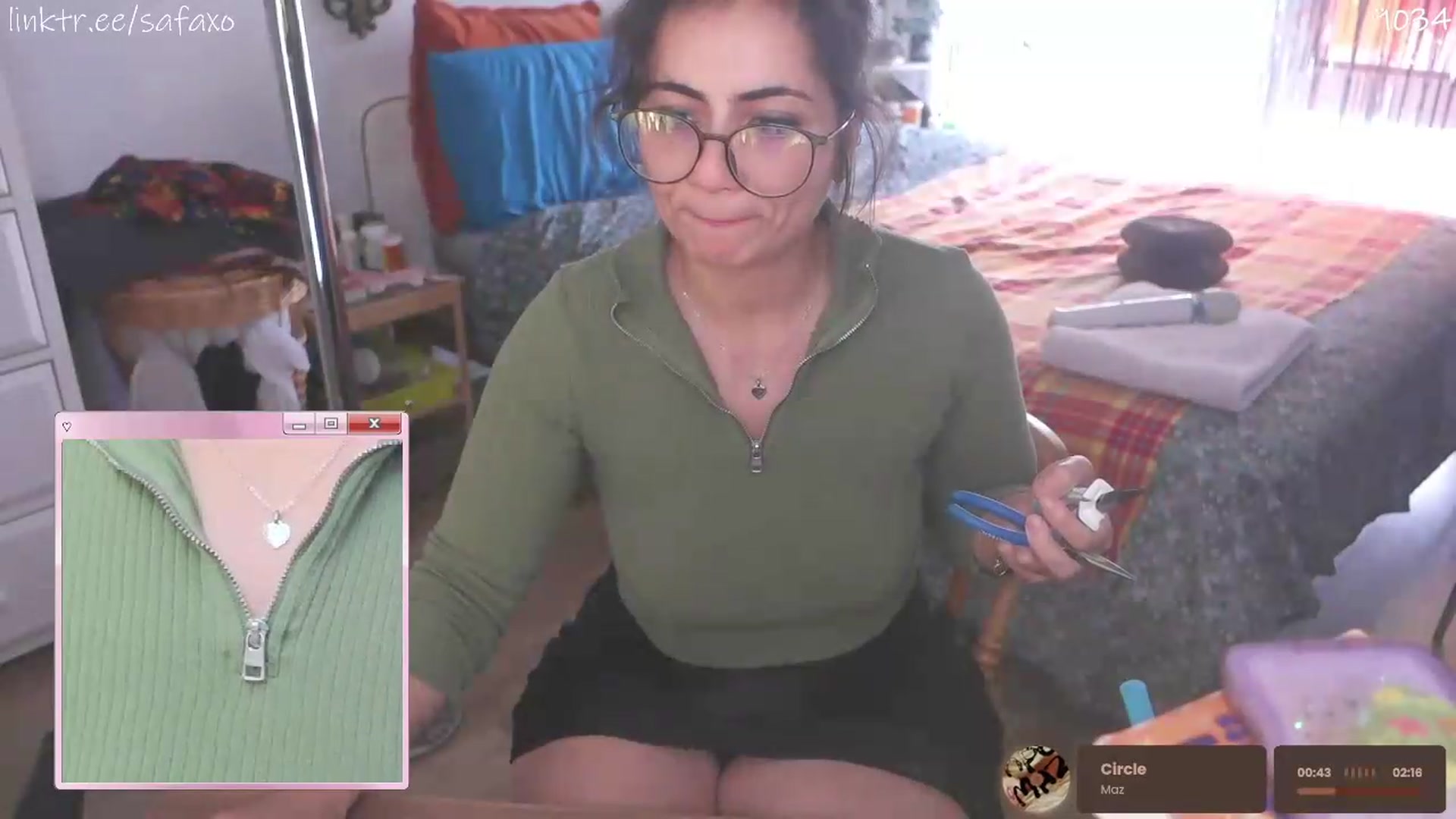 Gallery image thumbnail from HairySafaeri's myfreecams stream on, 07/16/2026, 18:20 image 6 of 20