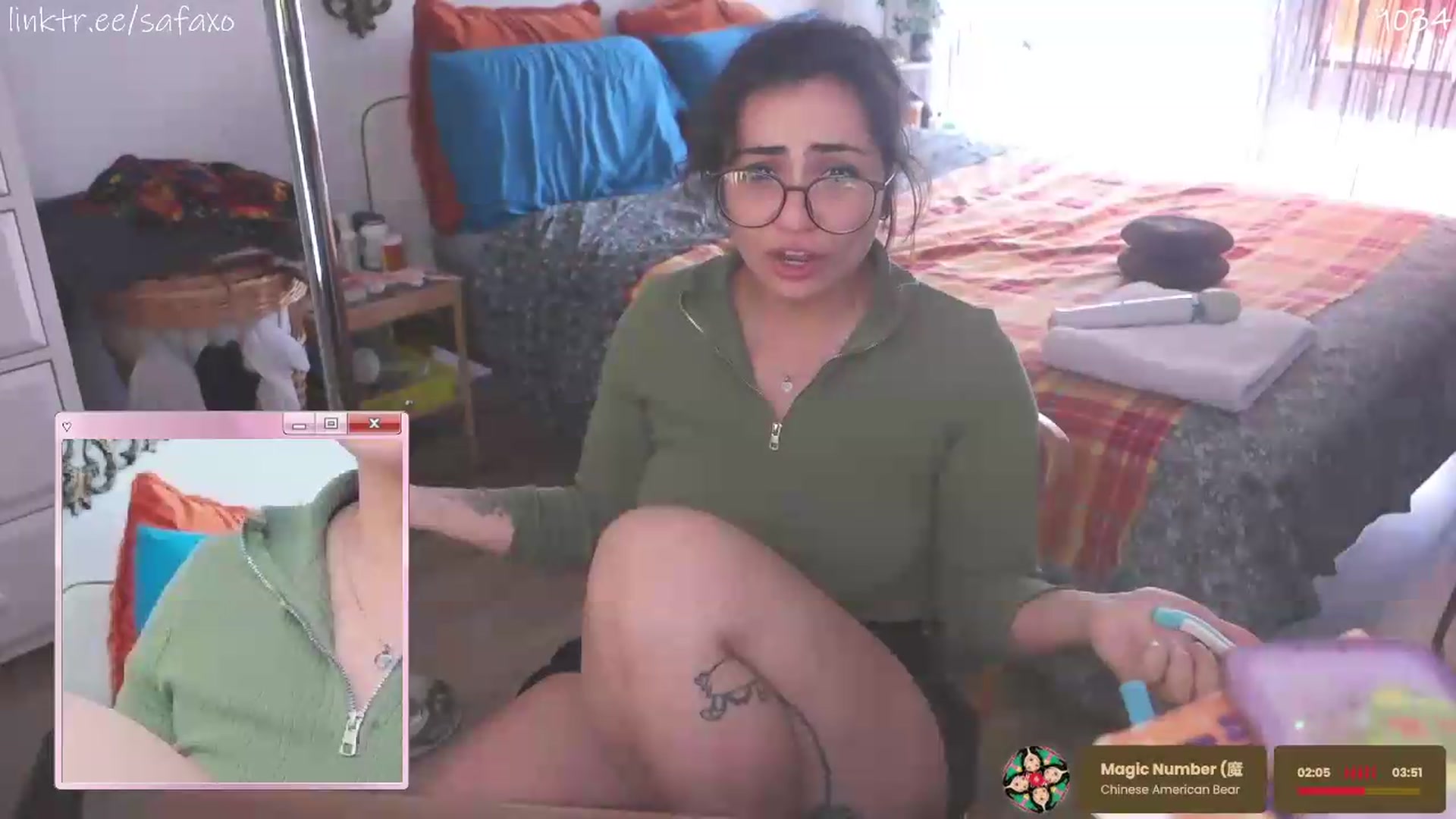 Gallery image thumbnail from HairySafaeri's myfreecams stream on, 07/16/2026, 18:20 image 11 of 20