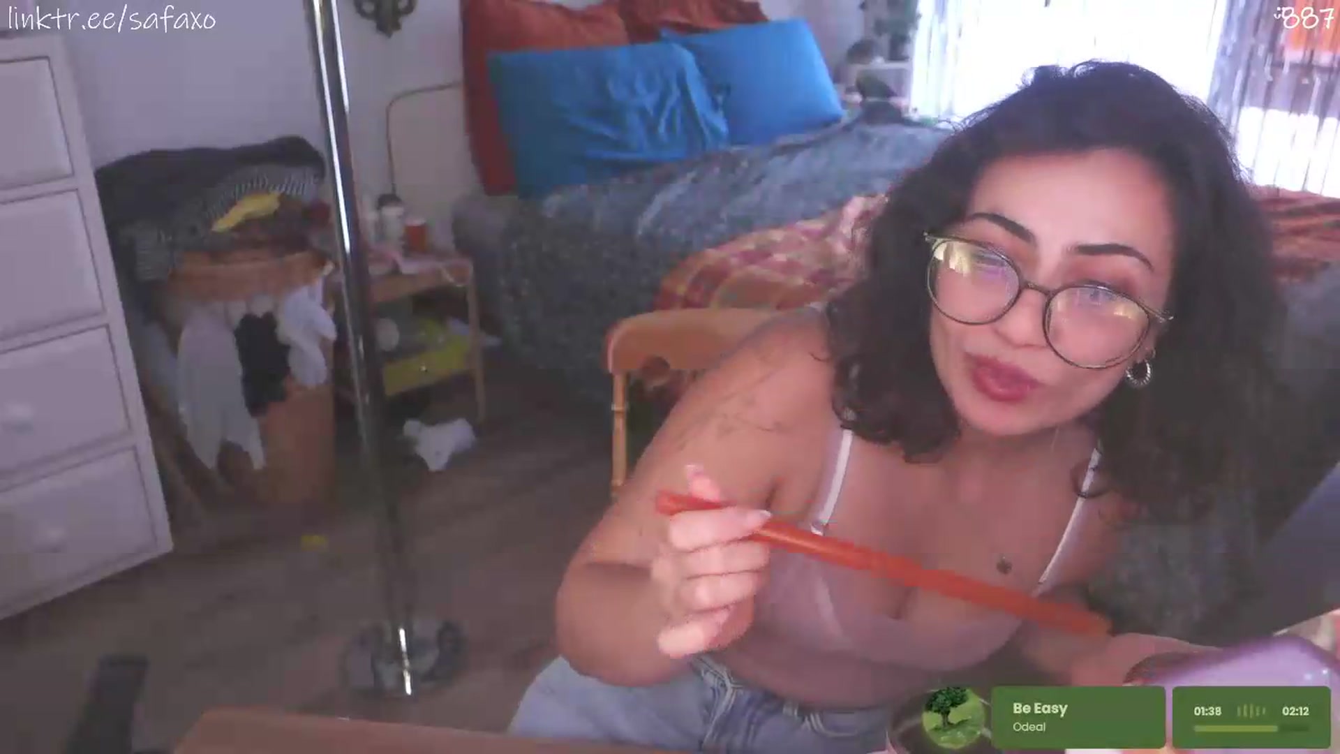 Gallery image thumbnail from HairySafaeri's myfreecams stream on, 07/17/2026, 21:56 image 11 of 20