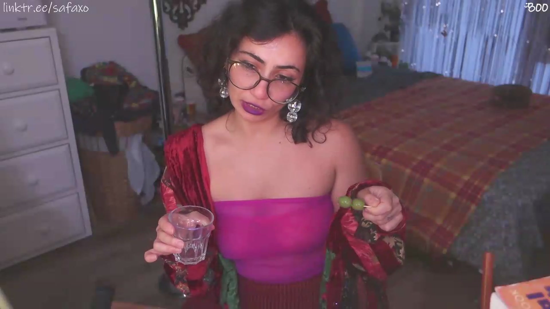Gallery image thumbnail from HairySafaeri's myfreecams stream on, 07/21/2026, 21:31 image 10 of 20