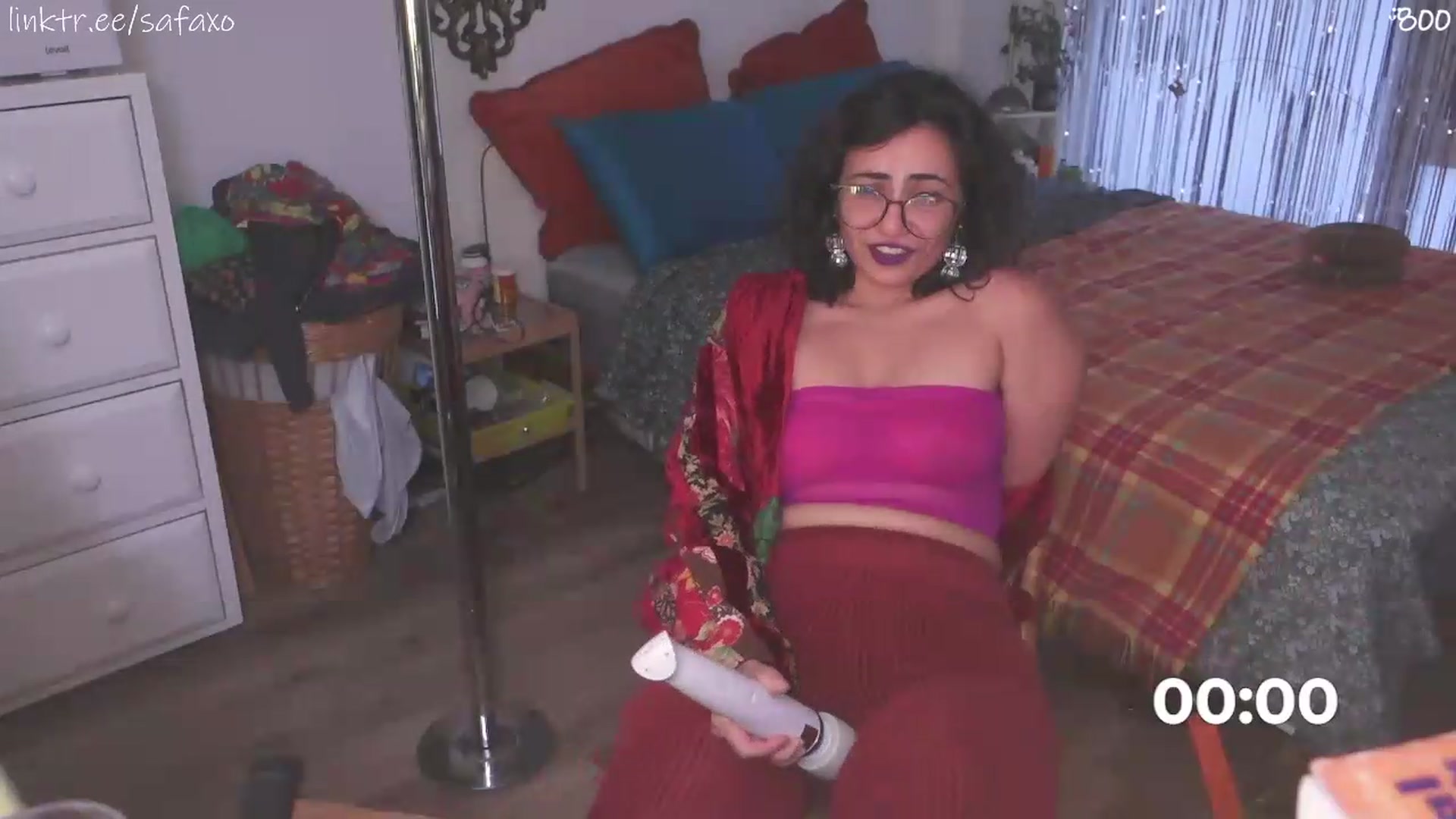 Gallery image thumbnail from HairySafaeri's myfreecams stream on, 07/21/2026, 21:31 image 9 of 20