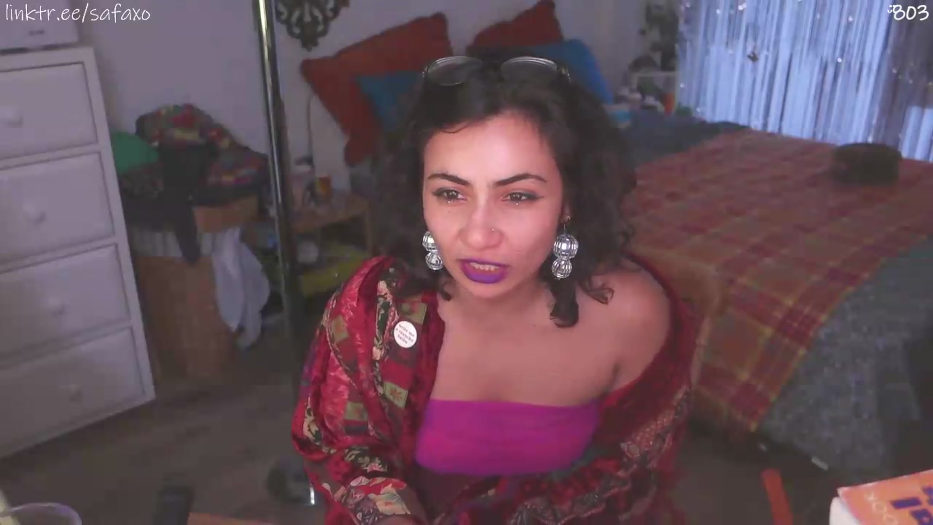 Gallery image thumbnail from HairySafaeri's myfreecams stream on, 07/21/2026, 21:31 image 4 of 20