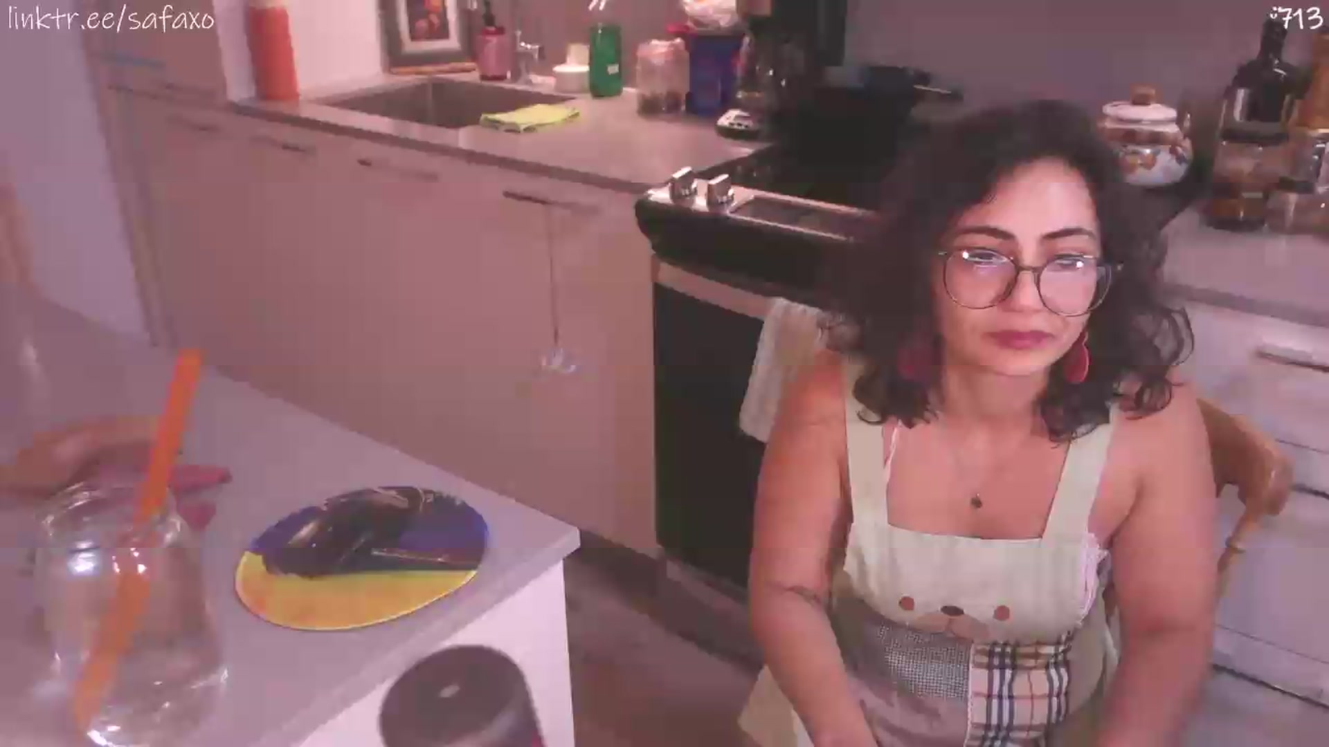 Gallery image thumbnail from HairySafaeri's myfreecams stream on, 07/22/2026, 17:27 image 8 of 20