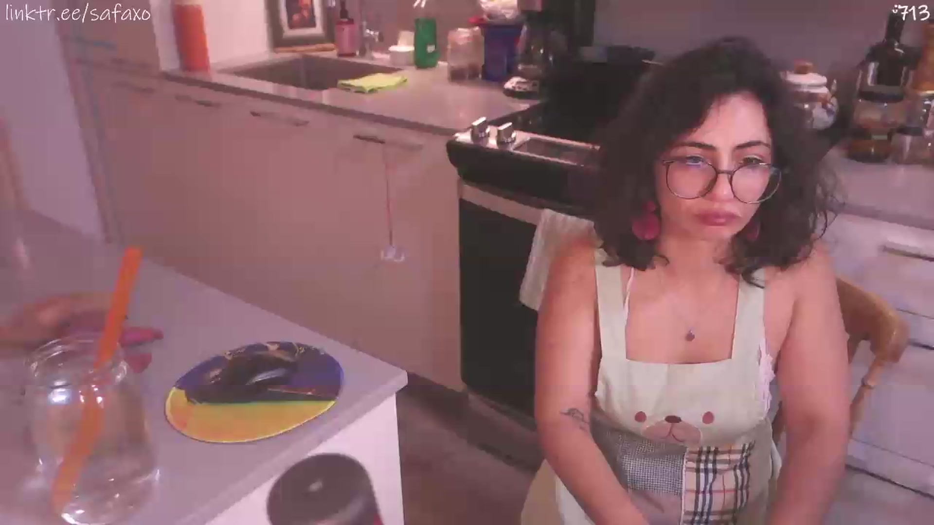 Gallery image thumbnail from HairySafaeri's myfreecams stream on, 07/22/2026, 17:27 image 7 of 20