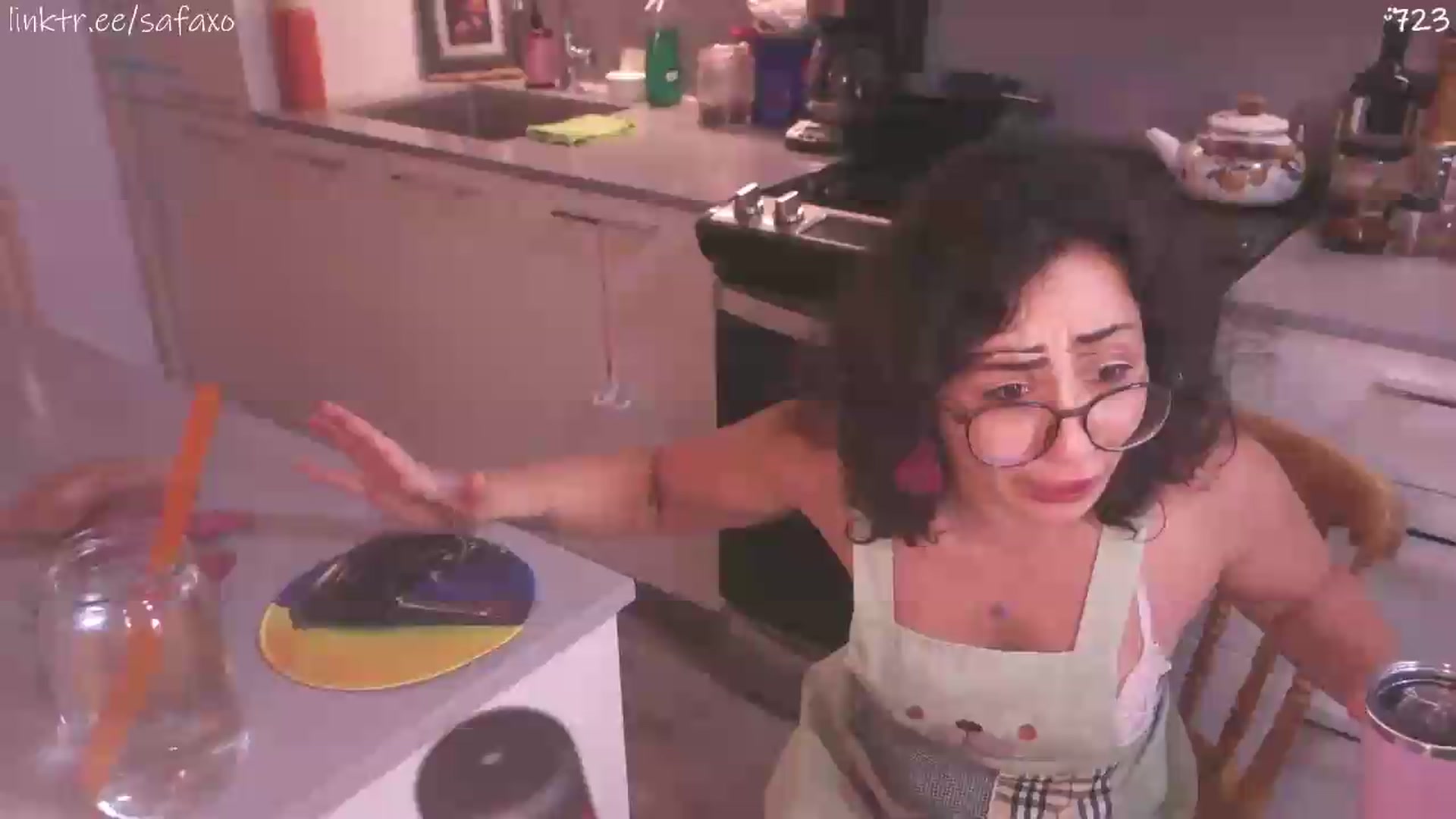 Gallery image thumbnail from HairySafaeri's myfreecams stream on, 07/22/2026, 17:27 image 4 of 20