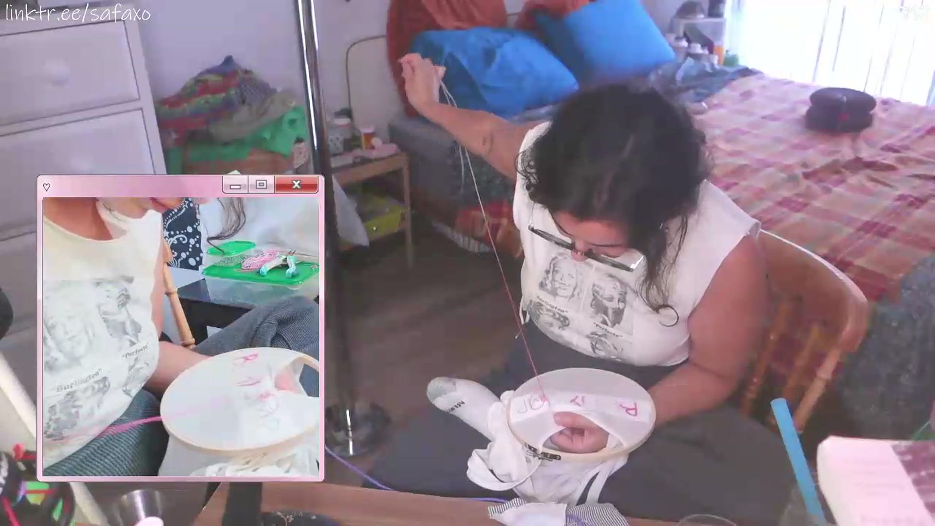 Gallery image thumbnail from HairySafaeri's myfreecams stream on, 07/23/2026, 23:43 image 15 of 20