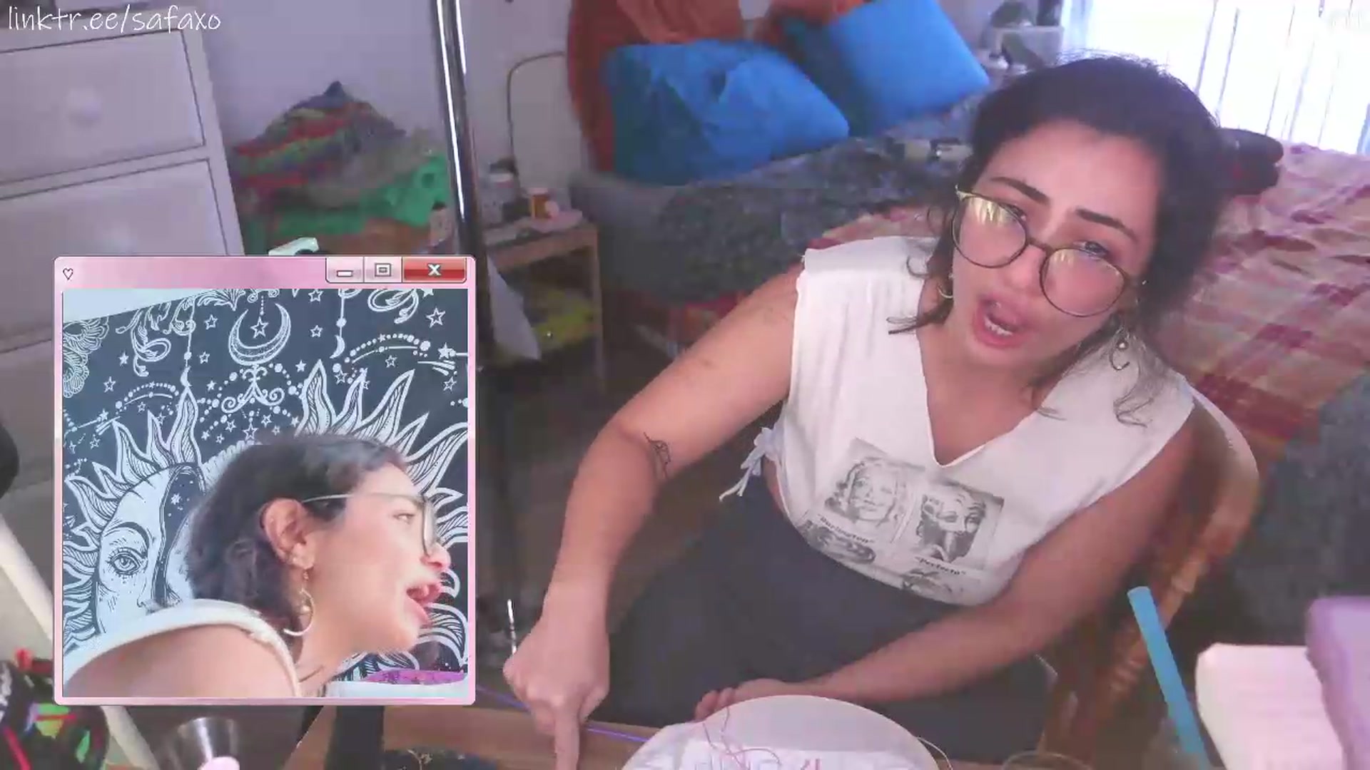 Gallery image thumbnail from HairySafaeri's myfreecams stream on, 07/23/2026, 23:43 image 14 of 20