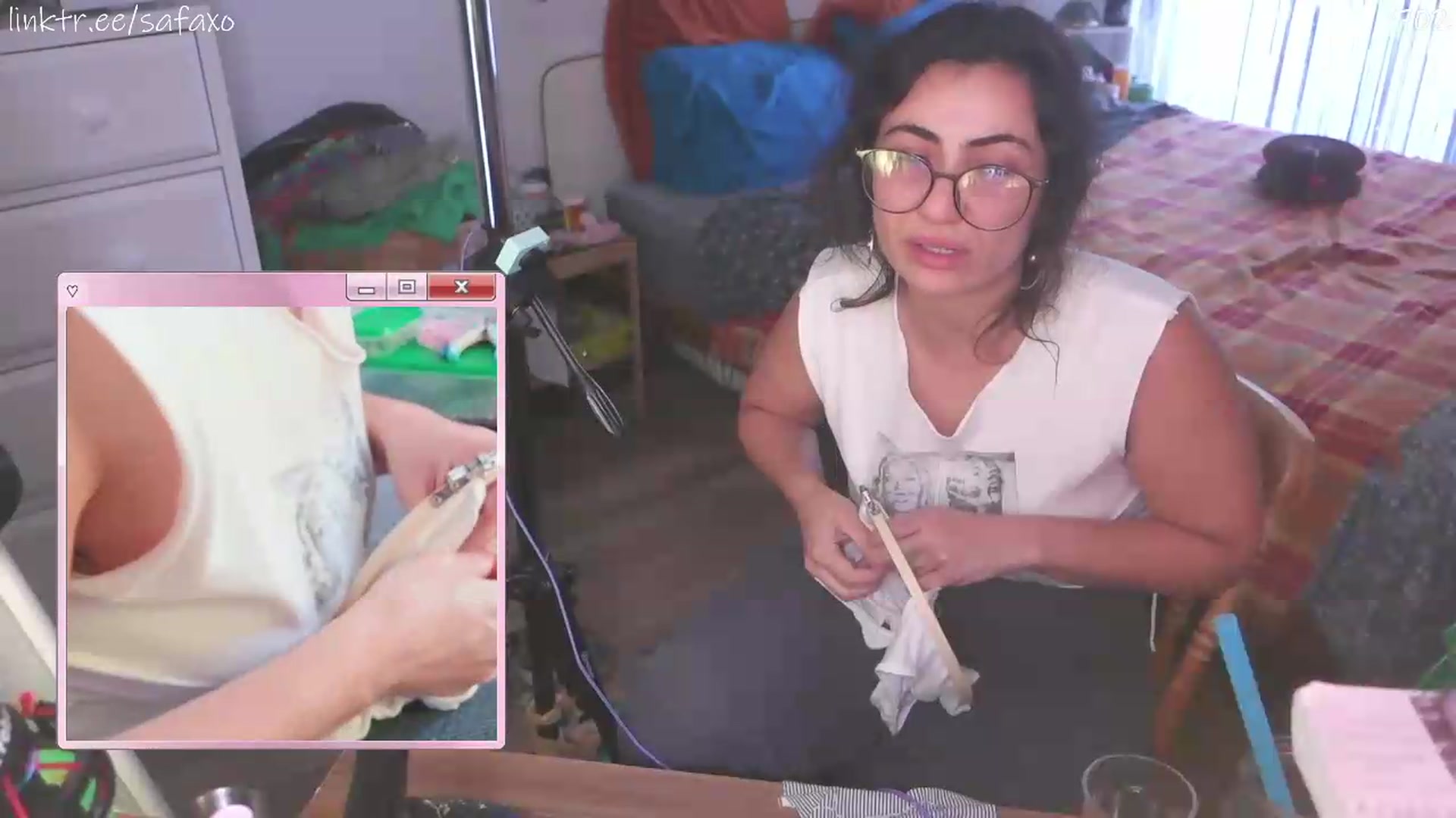 Gallery image thumbnail from HairySafaeri's myfreecams stream on, 07/23/2026, 23:43 image 19 of 20
