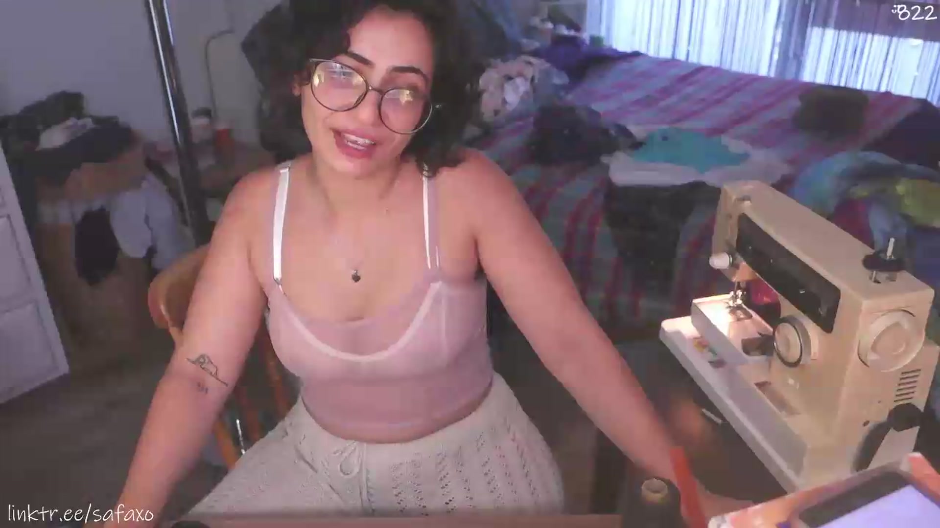 Gallery image thumbnail from HairySafaeri's myfreecams stream on, 07/29/2026, 24:01 image 3 of 20
