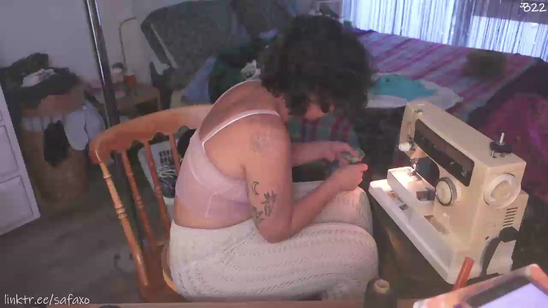 Gallery image thumbnail from HairySafaeri's myfreecams stream on, 07/29/2026, 24:01 image 18 of 20