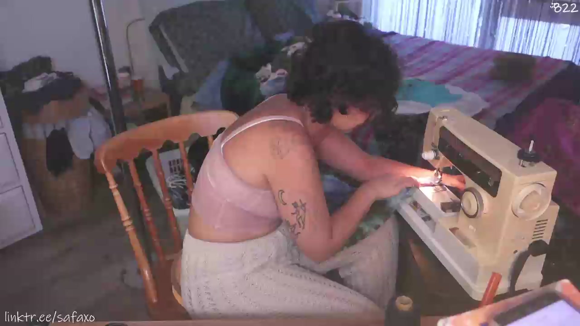 Gallery image thumbnail from HairySafaeri's myfreecams stream on, 07/29/2026, 24:01 image 17 of 20