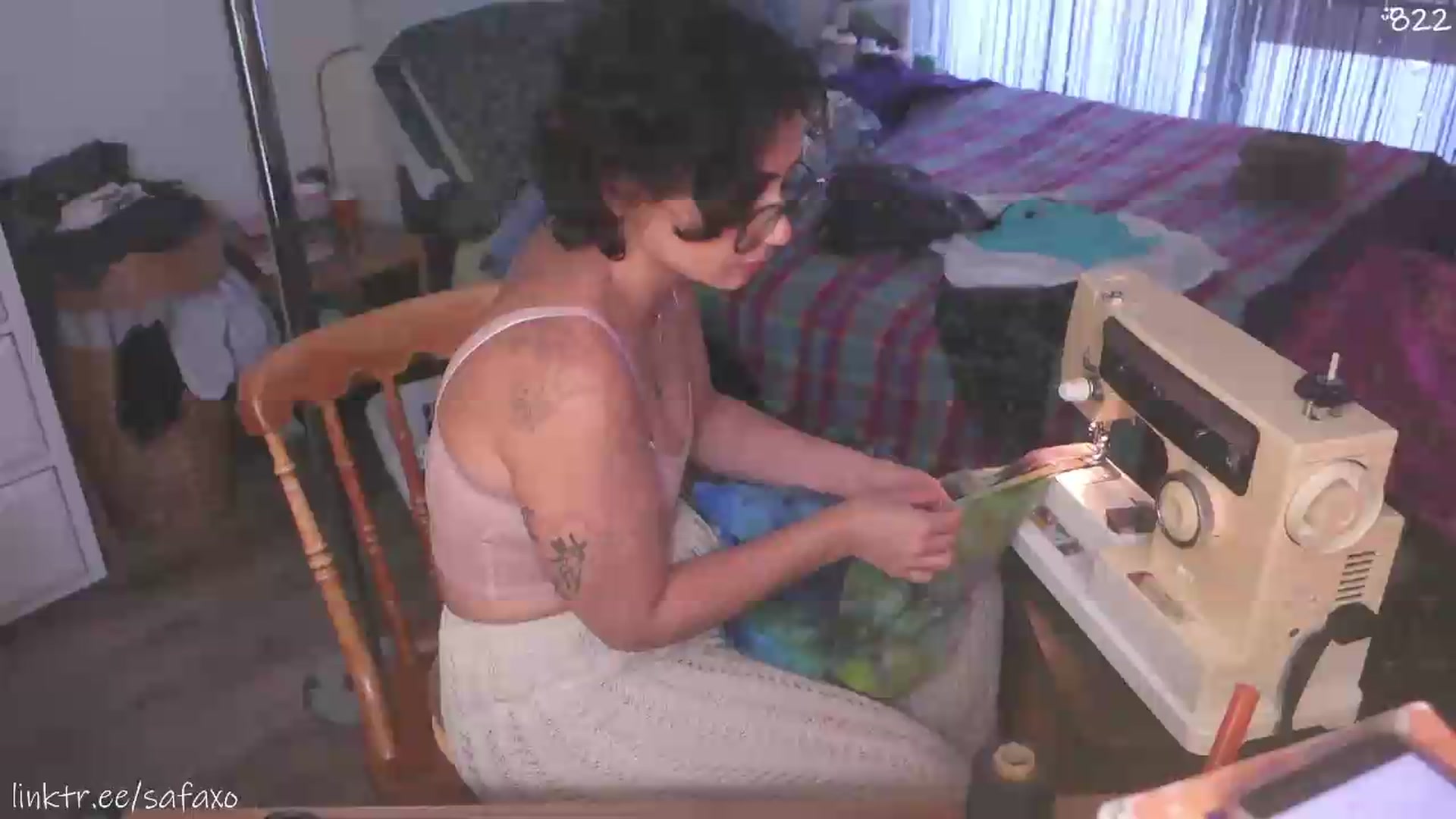 Gallery image thumbnail from HairySafaeri's myfreecams stream on, 07/29/2026, 24:01 image 16 of 20