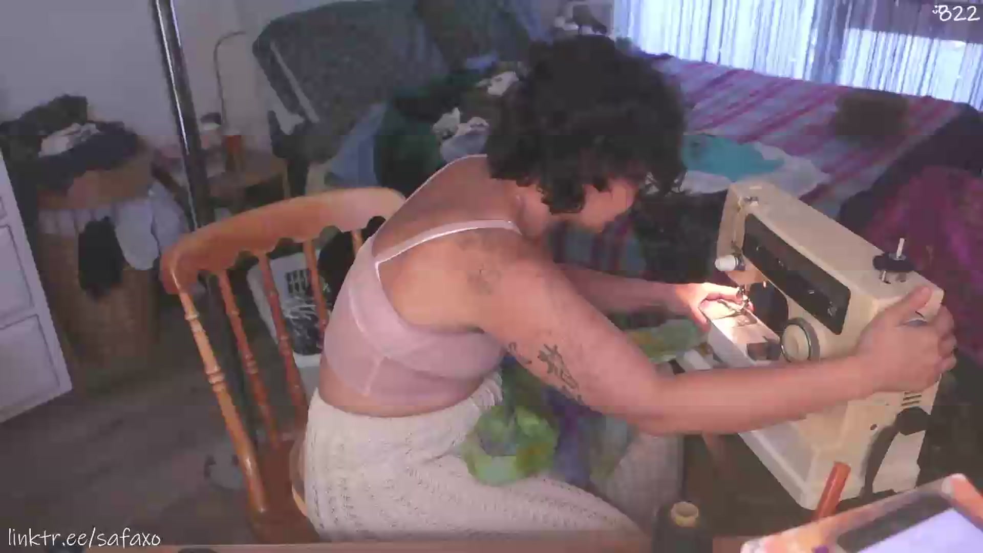 Gallery image thumbnail from HairySafaeri's myfreecams stream on, 07/29/2026, 24:01 image 14 of 20
