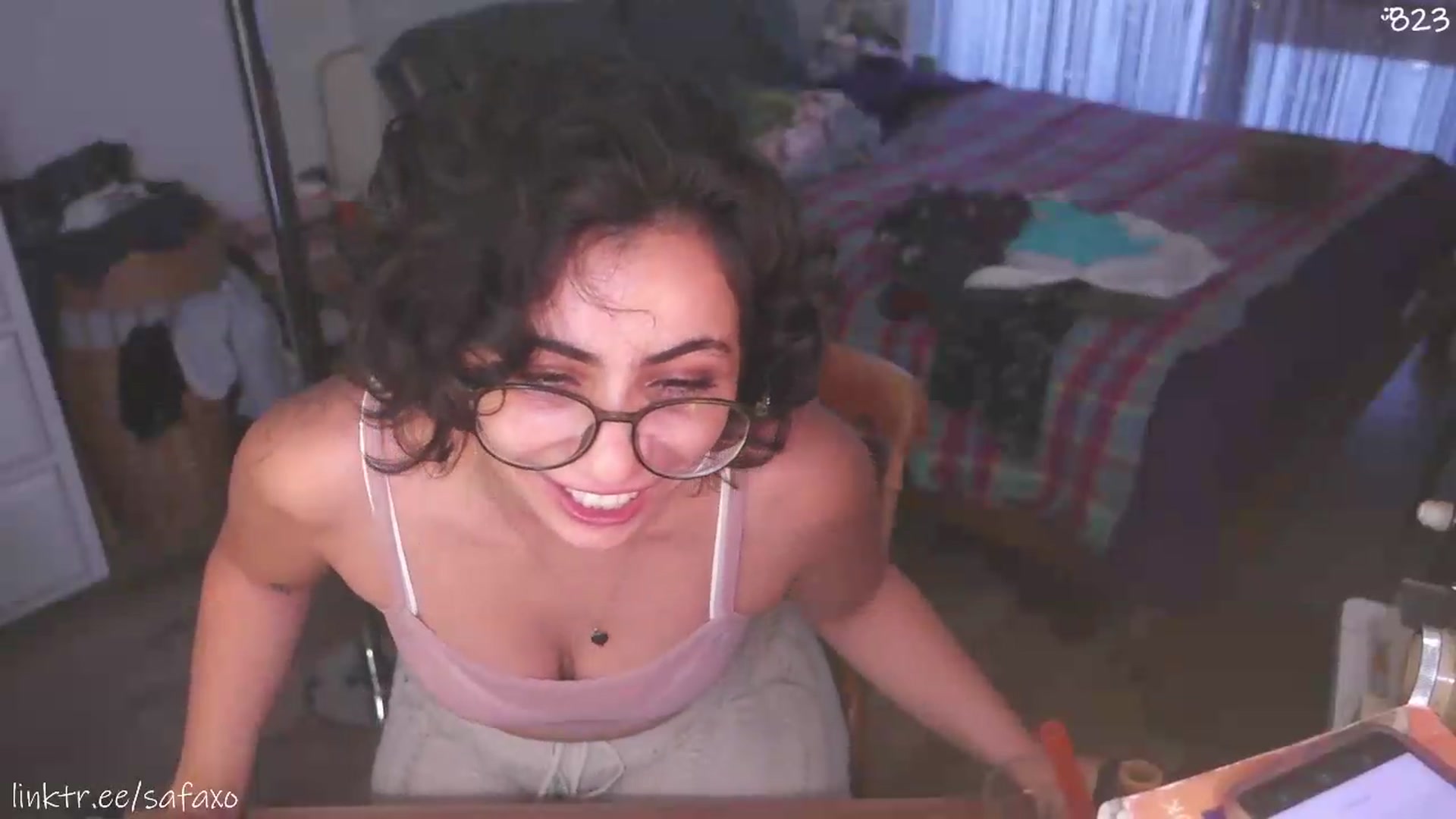 Gallery image thumbnail from HairySafaeri's myfreecams stream on, 07/29/2026, 24:51 image 9 of 20
