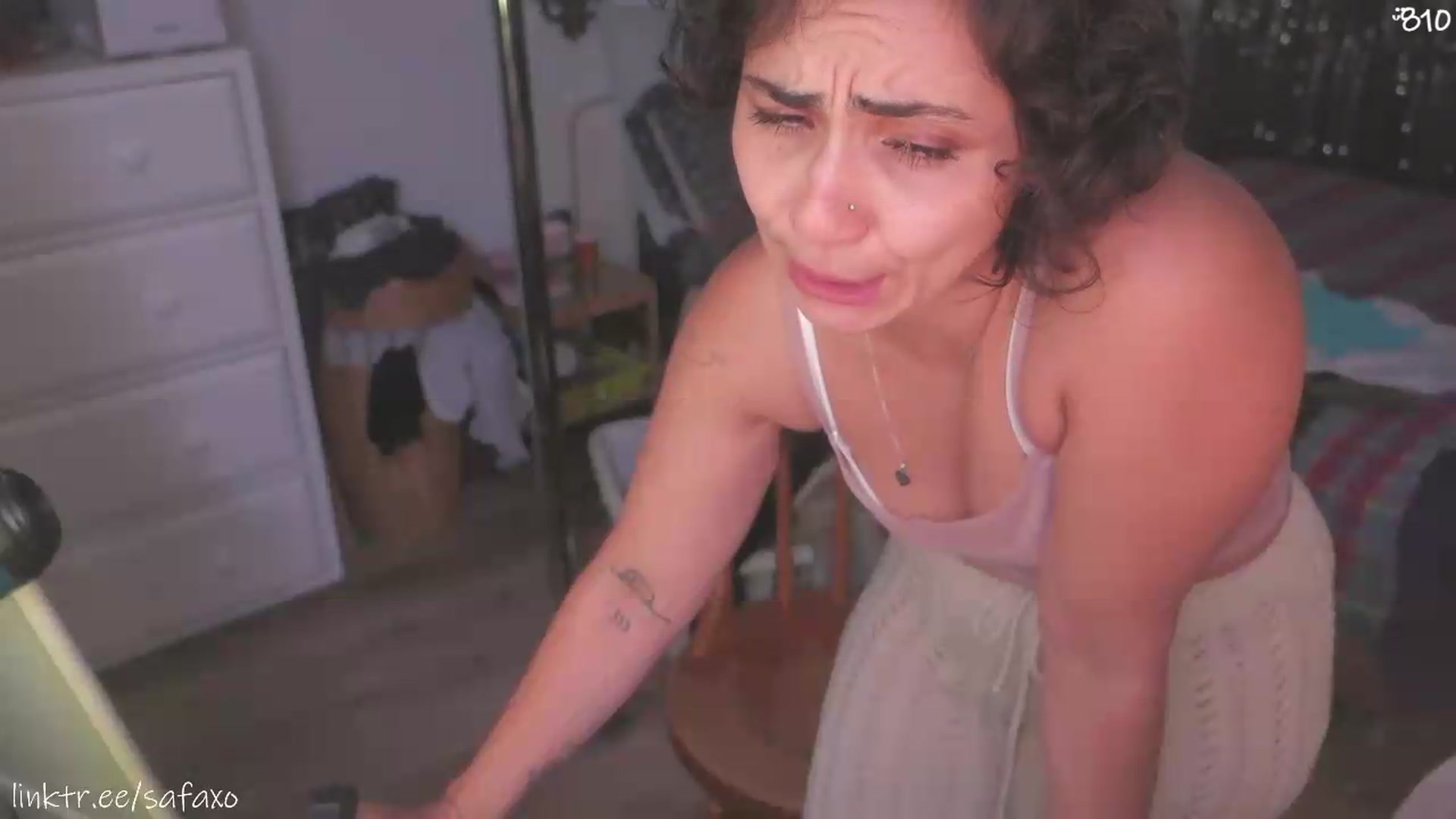 Gallery image thumbnail from HairySafaeri's myfreecams stream on, 07/29/2026, 01:34 image 18 of 20
