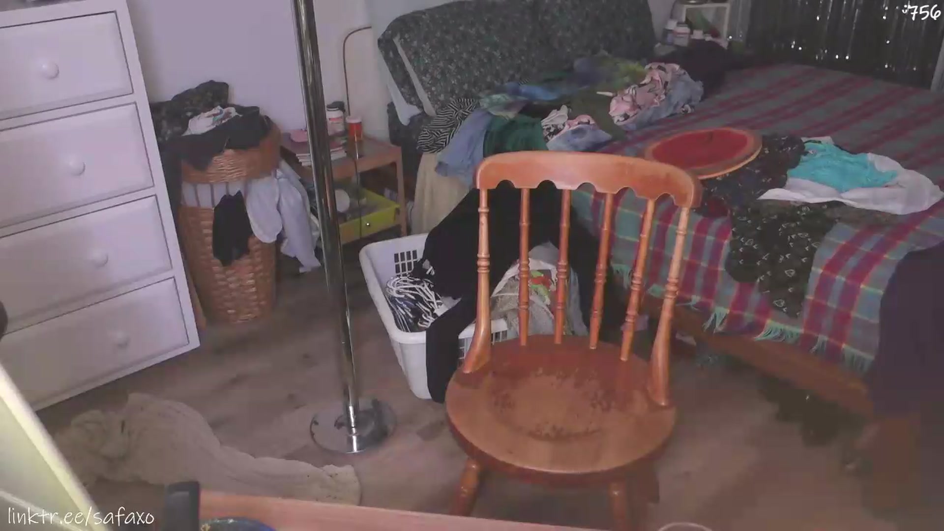 Gallery image thumbnail from HairySafaeri's myfreecams stream on, 07/29/2026, 03:09 image 6 of 20