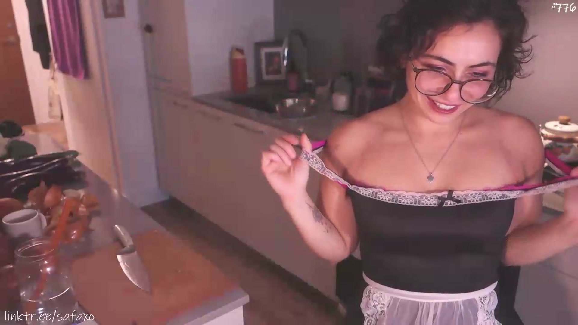 Gallery image thumbnail from HairySafaeri's myfreecams stream on, 07/29/2026, 22:44 image 2 of 20