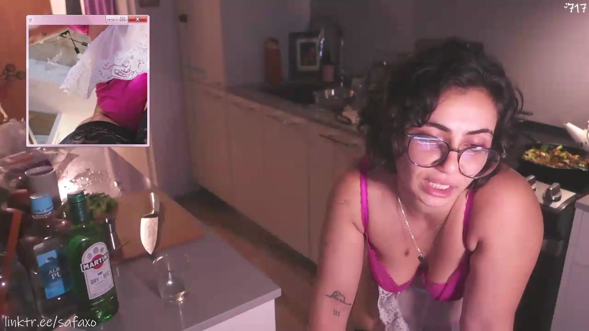 Gallery image thumbnail from HairySafaeri's myfreecams stream on, 07/29/2026, 23:44 image 20 of 20