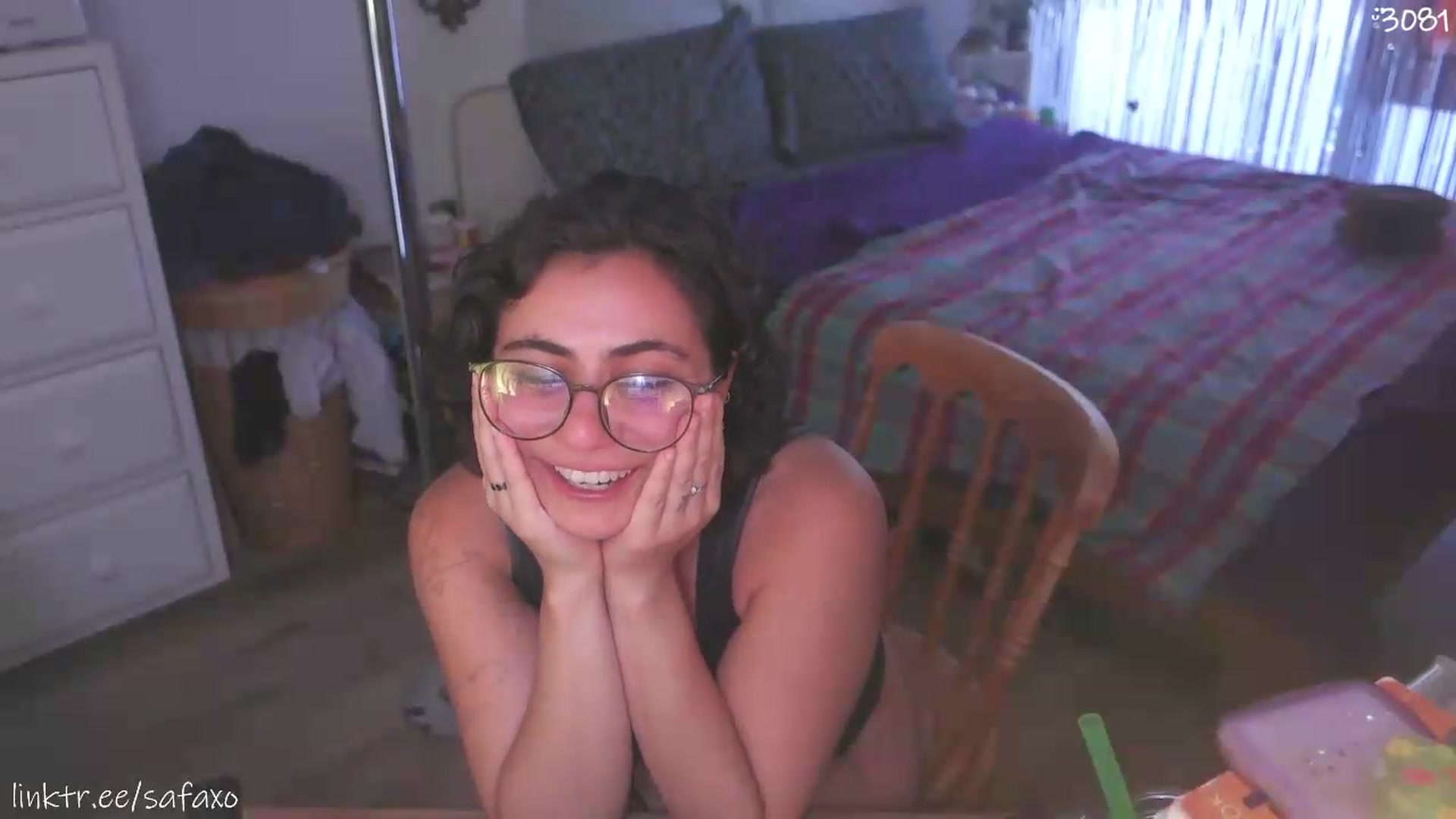 Gallery image thumbnail from HairySafaeri's myfreecams stream on, 08/05/2026, 24:13 image 12 of 20