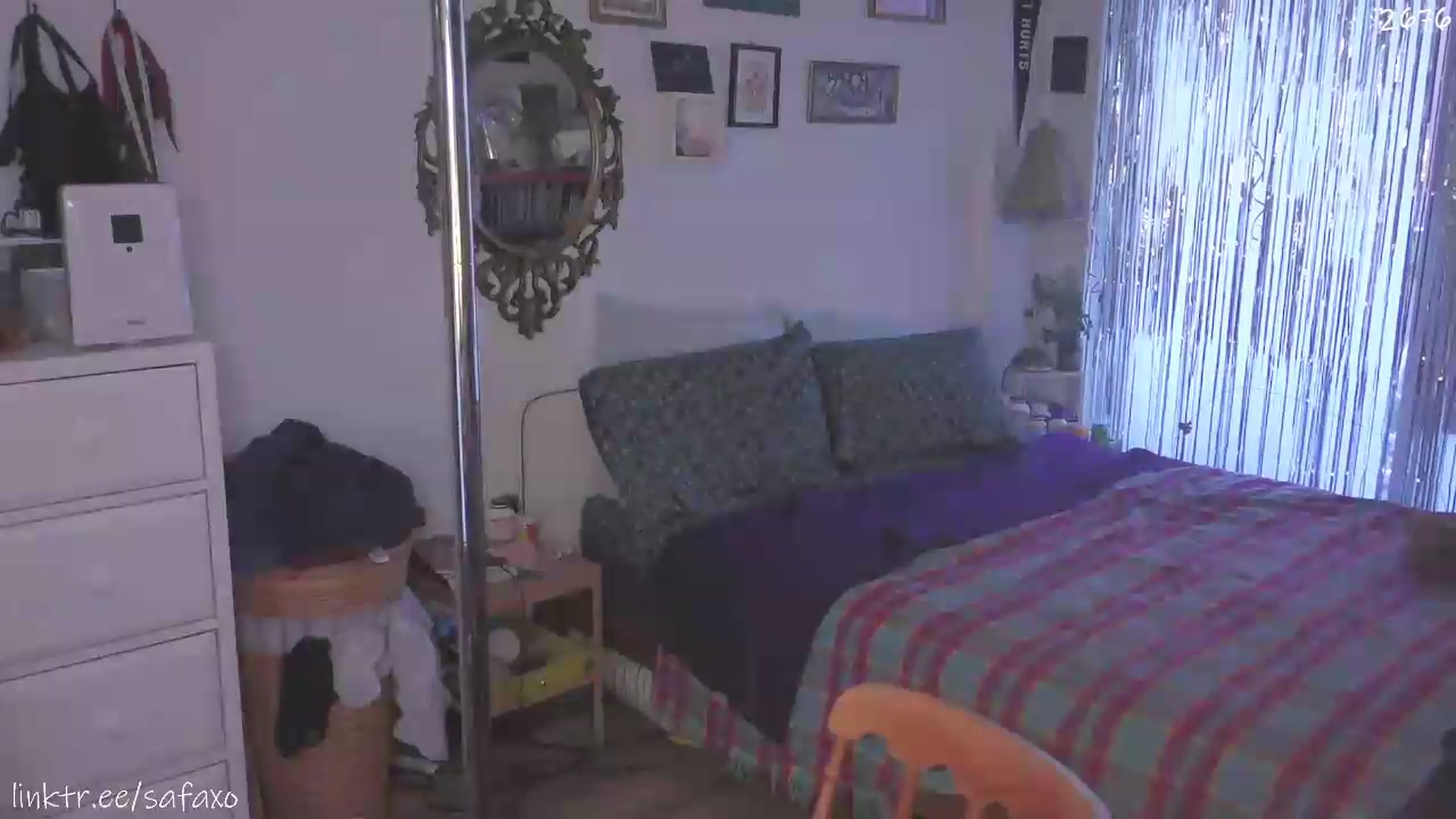 Gallery image thumbnail from HairySafaeri's myfreecams stream on, 08/05/2026, 24:13 image 18 of 20