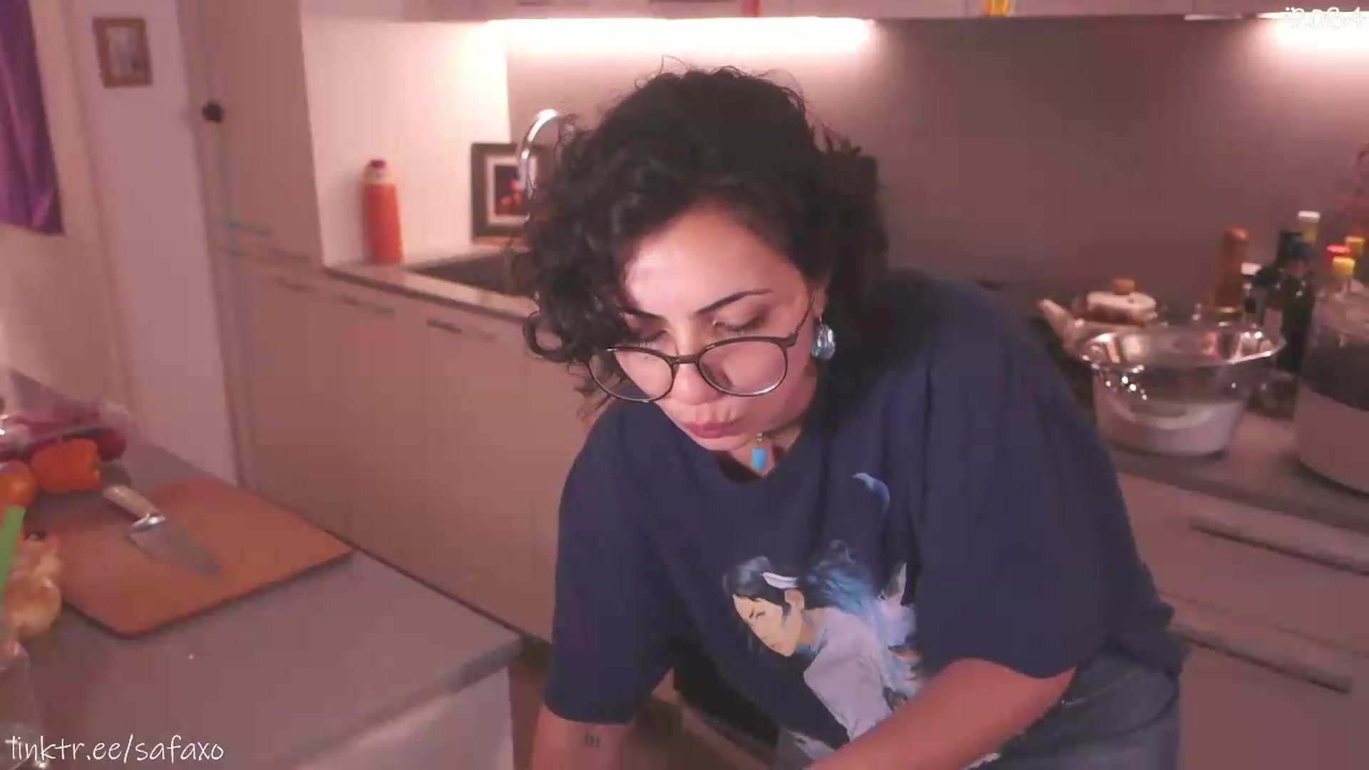 Gallery image thumbnail from HairySafaeri's myfreecams stream on, 08/05/2026, 20:38 image 16 of 20