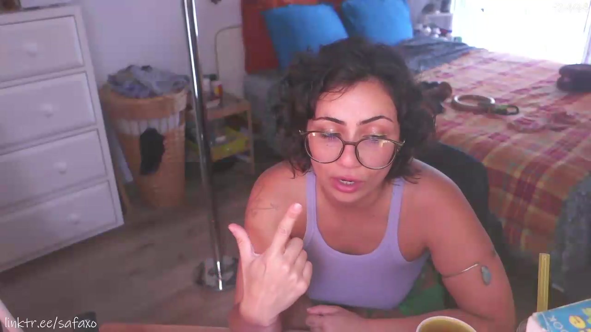 Gallery image thumbnail from HairySafaeri's myfreecams stream on, 08/19/2026, 24:41 image 5 of 20