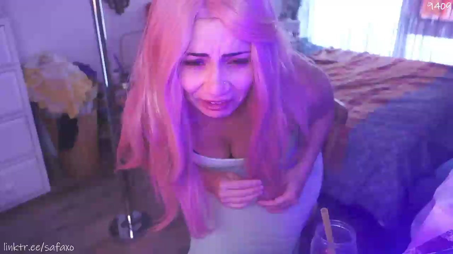 Gallery image thumbnail from HairySafaeri's myfreecams stream on, 08/20/2026, 22:00 image 5 of 20