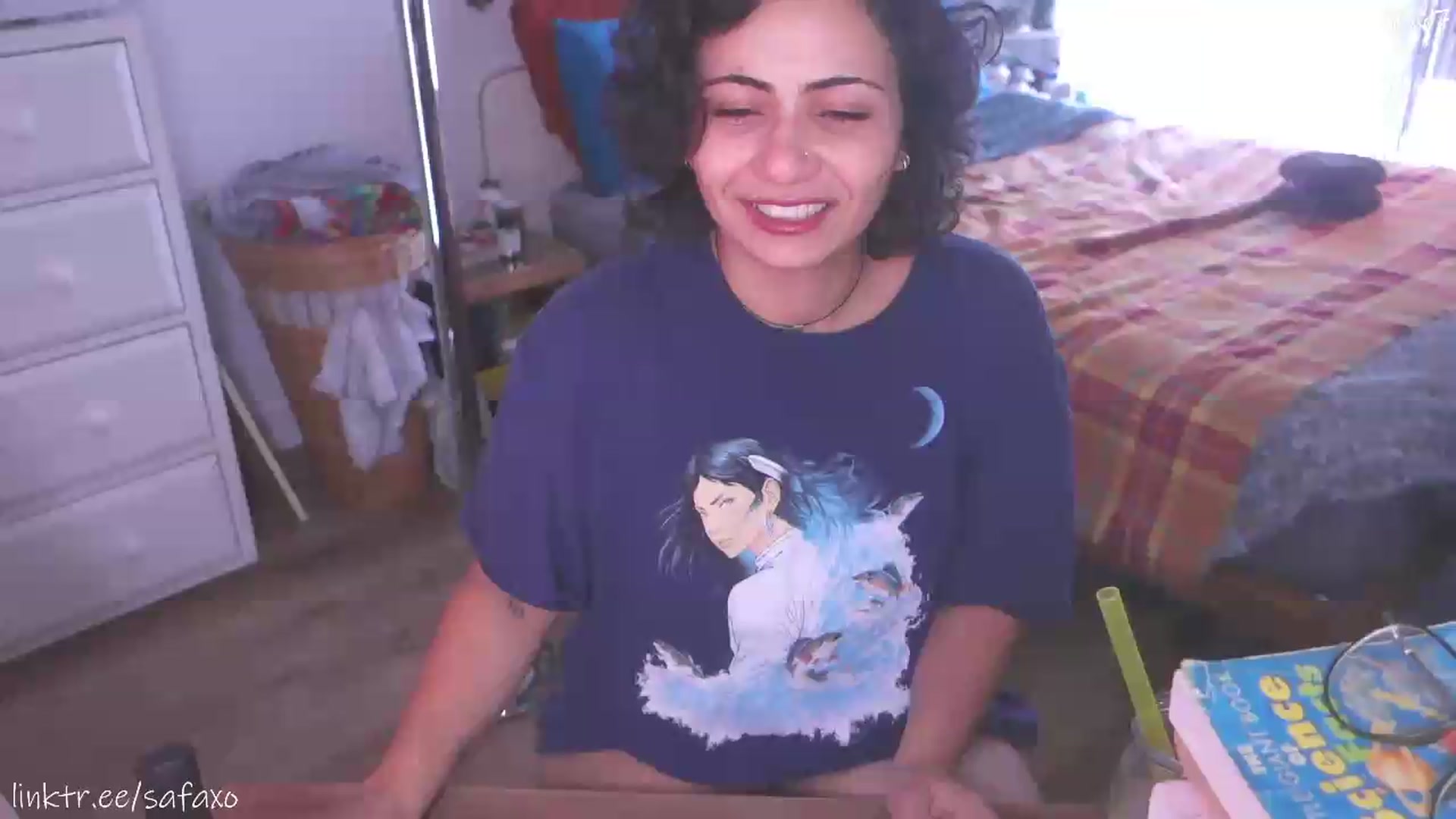 Gallery image thumbnail from HairySafaeri's myfreecams stream on, 08/25/2026, 21:08 image 1 of 20