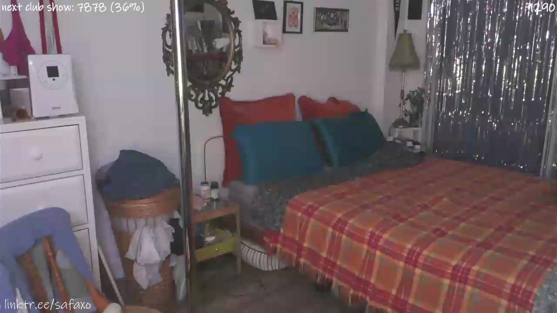 Gallery image thumbnail from HairySafaeri's myfreecams stream on, 08/28/2026, 01:20 image 5 of 20