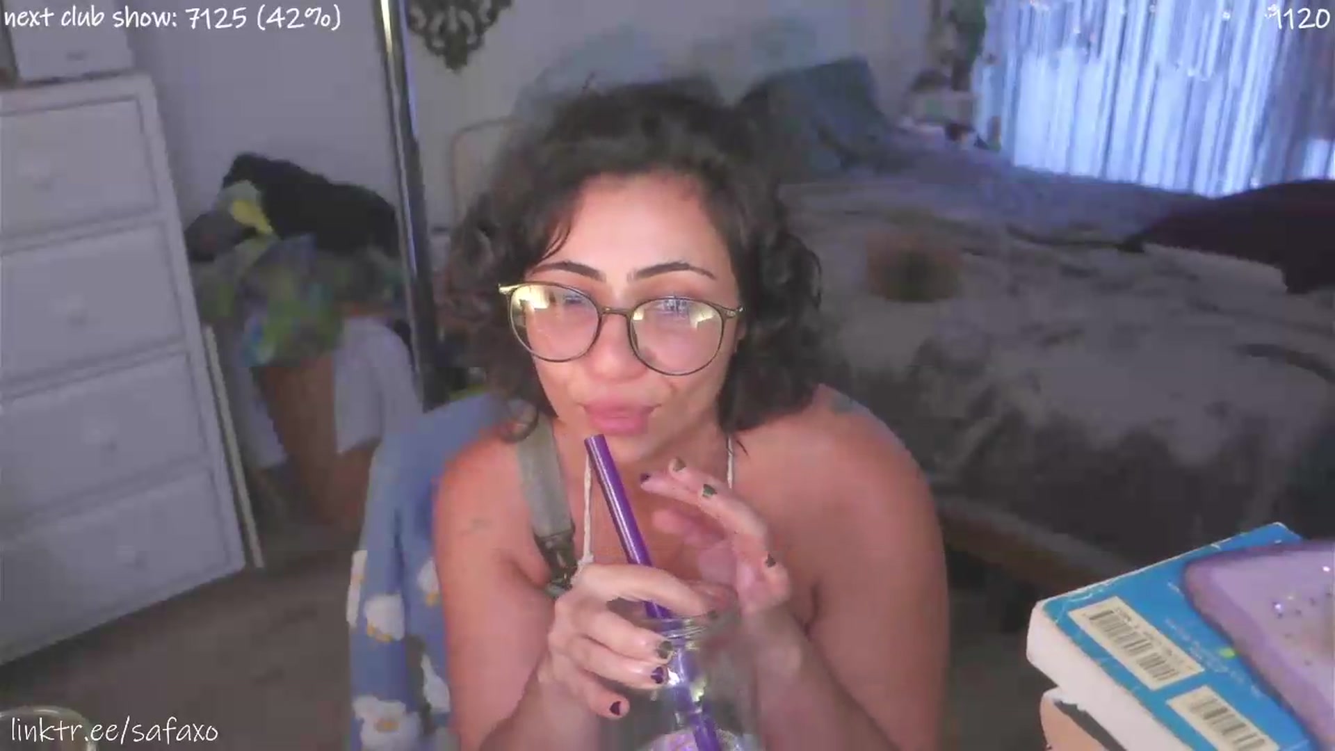 Gallery image thumbnail from HairySafaeri's myfreecams stream on, 09/01/2026, 23:30 image 2 of 20