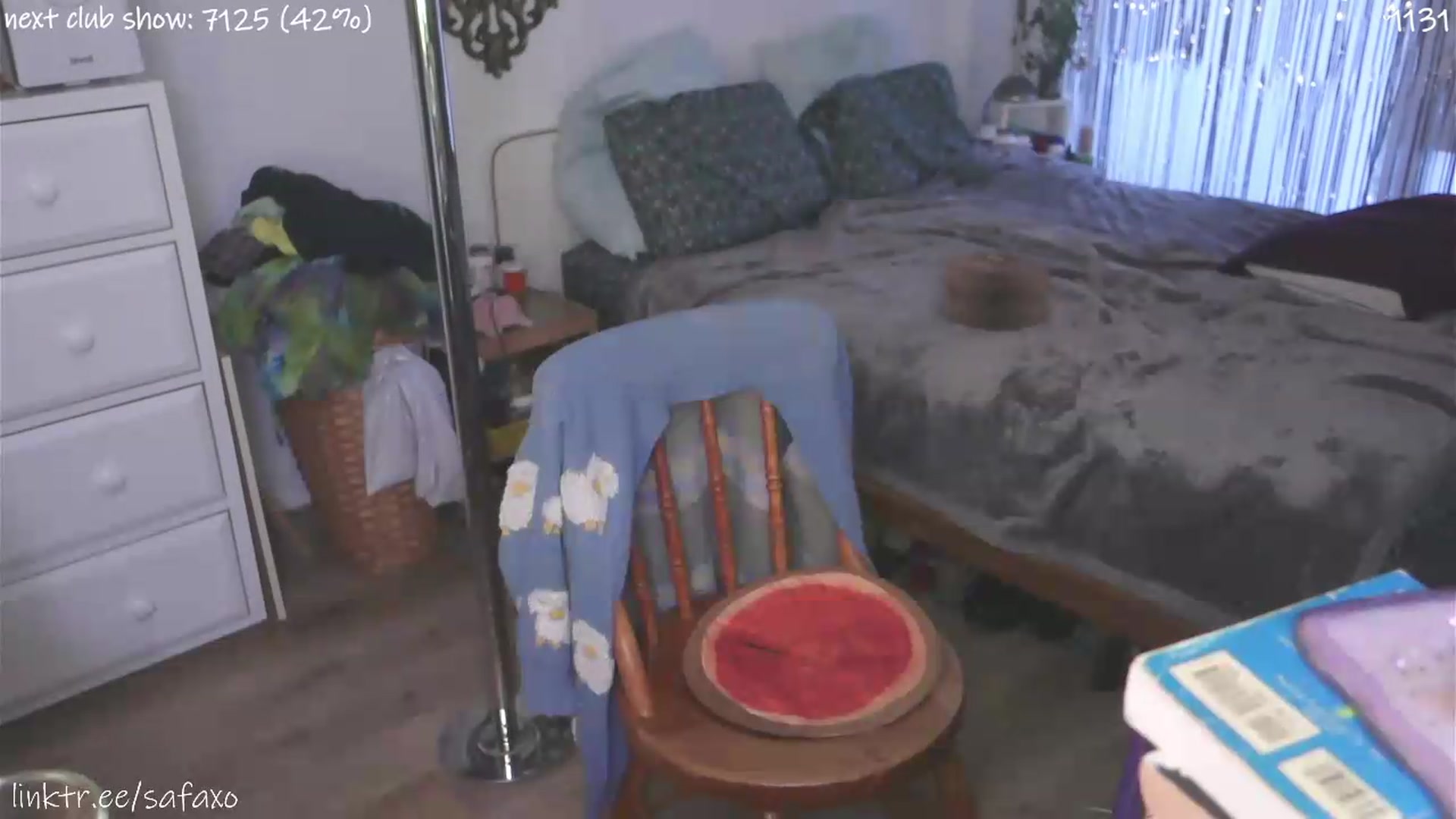 Gallery image thumbnail from HairySafaeri's myfreecams stream on, 09/01/2026, 23:30 image 8 of 20