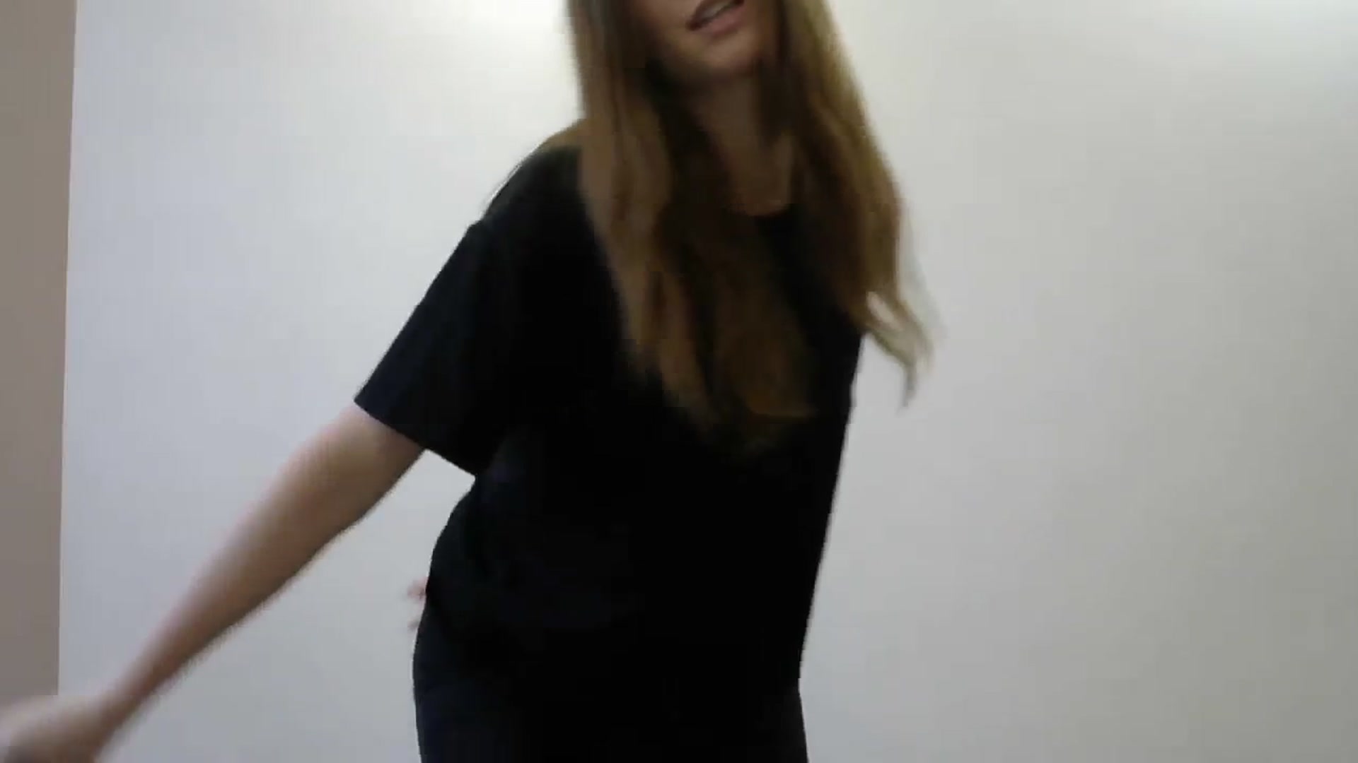 Gallery image thumbnail from HaleyReed's myfreecams stream on, 11/21/2023, 11:16 image 16 of 20