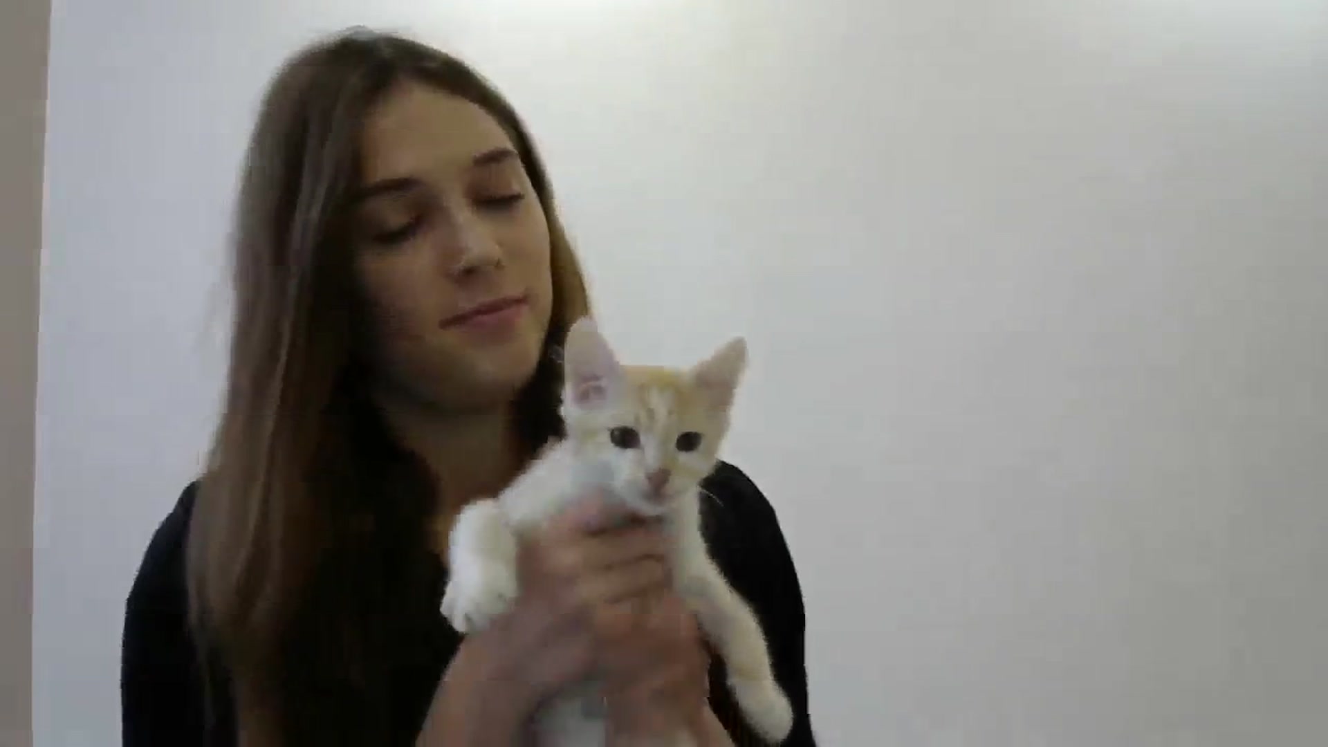 Gallery image thumbnail from HaleyReed's myfreecams stream on, 11/21/2023, 11:16 image 17 of 20
