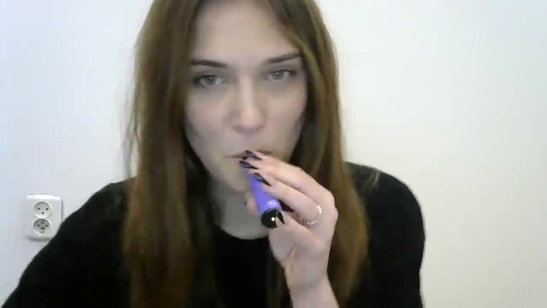 Gallery image thumbnail from HaleyReed's myfreecams stream on, 11/21/2023, 15:11 image 3 of 20