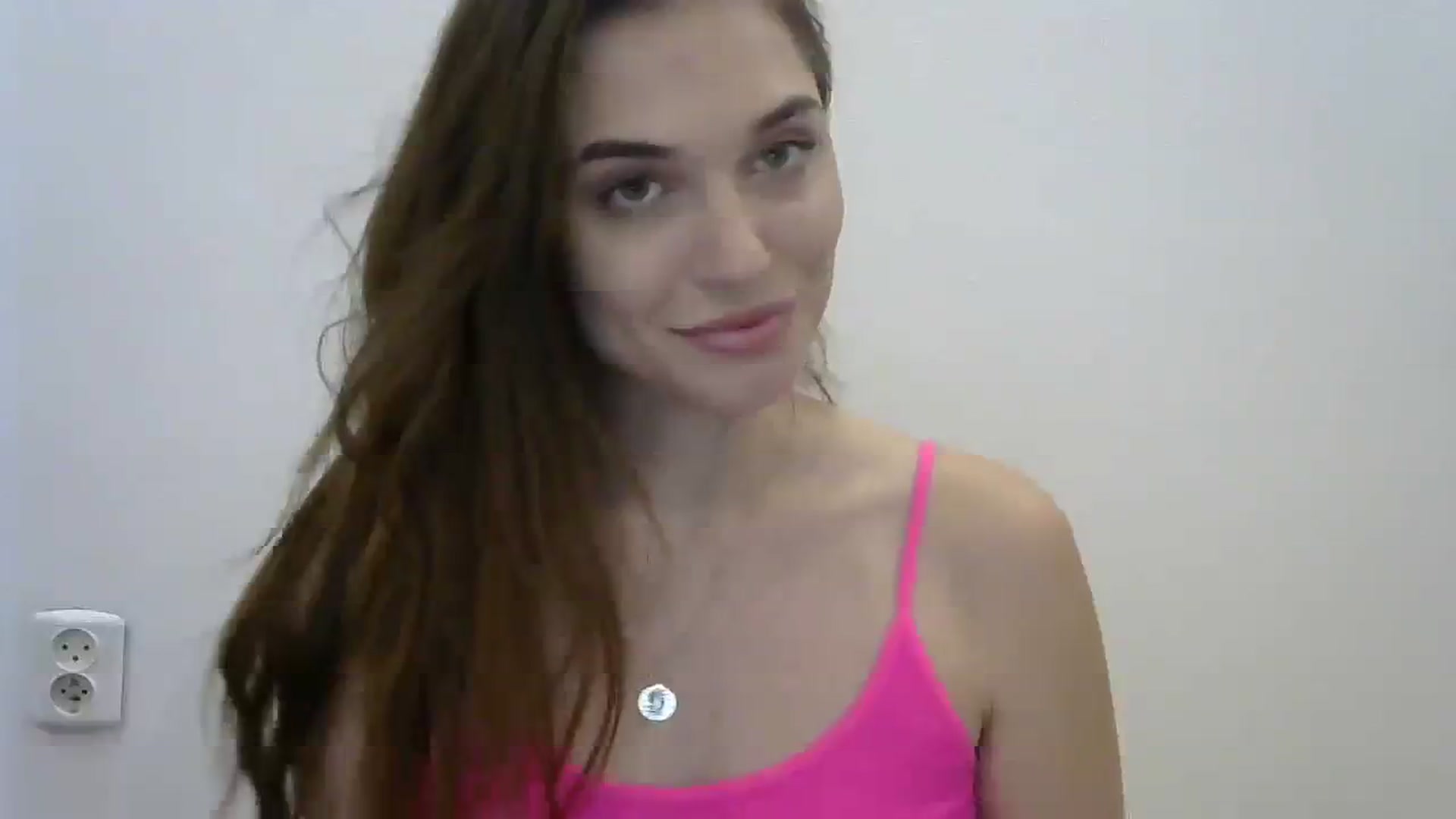 Gallery image thumbnail from HaleyReed's myfreecams stream on, 11/22/2023, 14:34 image 14 of 20