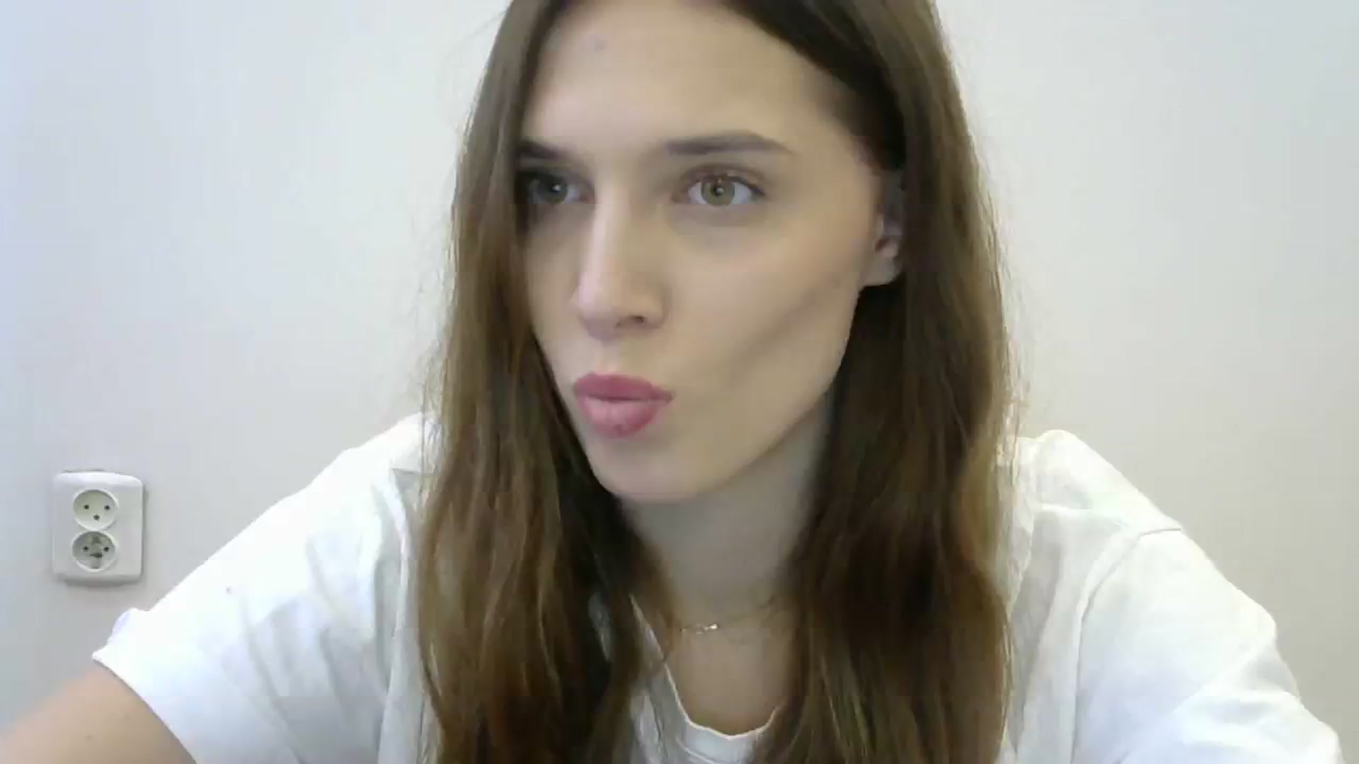 Gallery image thumbnail from HaleyReed's myfreecams stream on, 11/25/2023, 13:57 image 1 of 20
