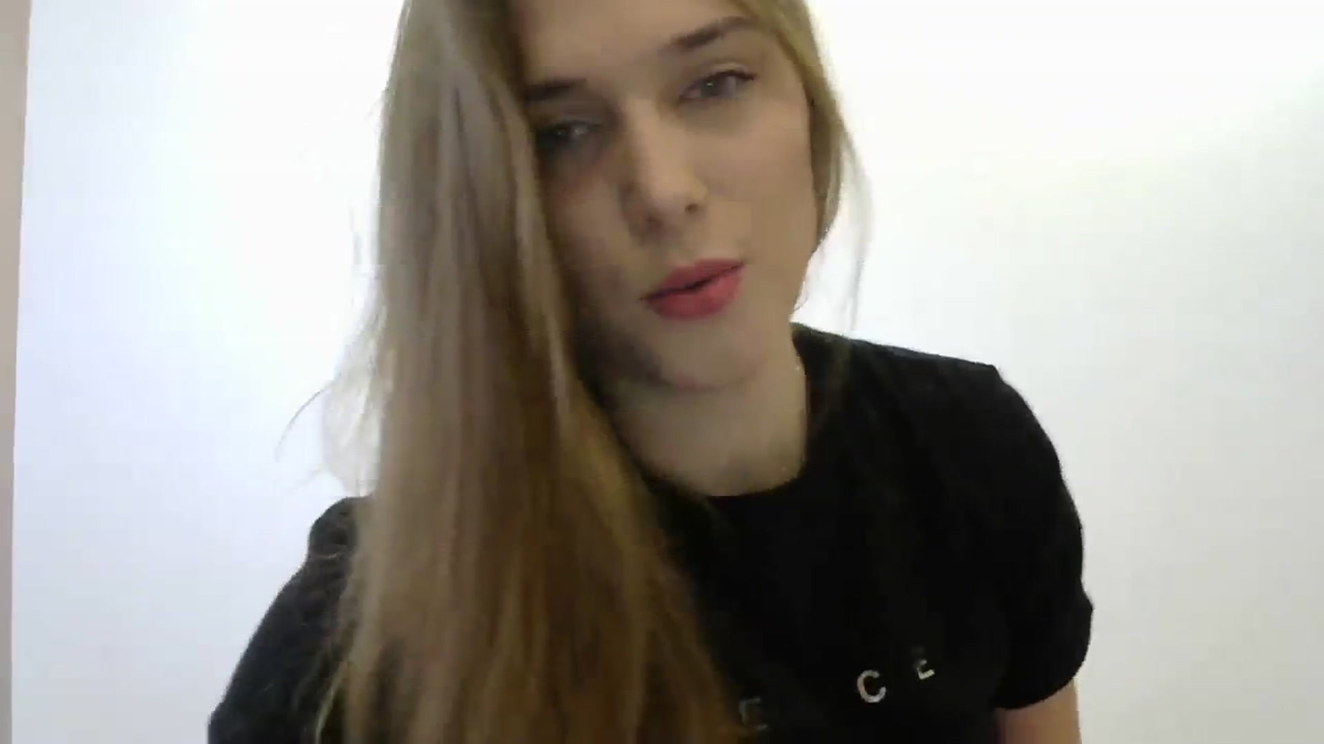 Gallery image thumbnail from HaleyReed's myfreecams stream on, 11/28/2023, 10:32 image 8 of 20