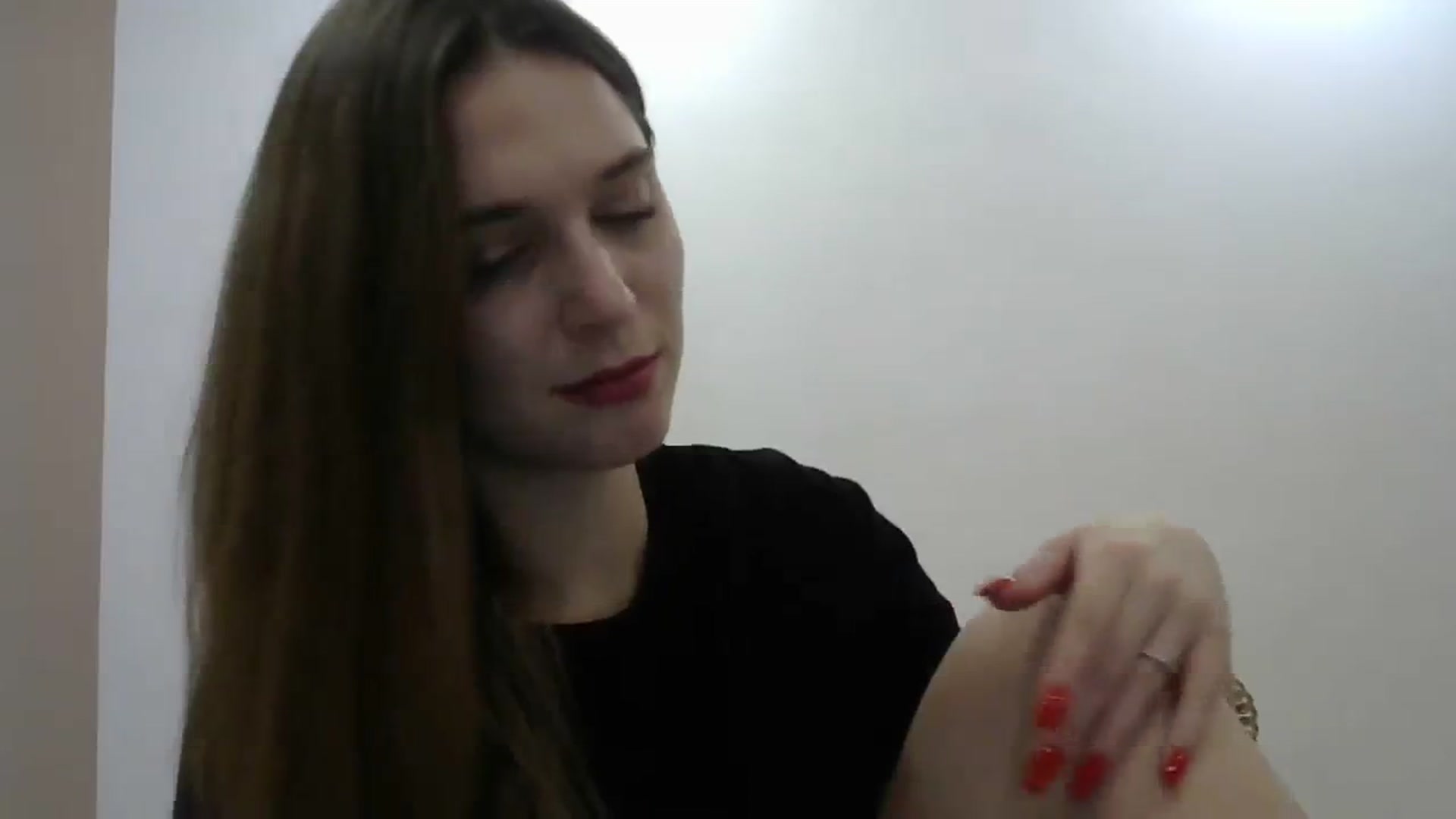 Gallery image thumbnail from HaleyReed's myfreecams stream on, 12/03/2023, 12:49 image 12 of 20