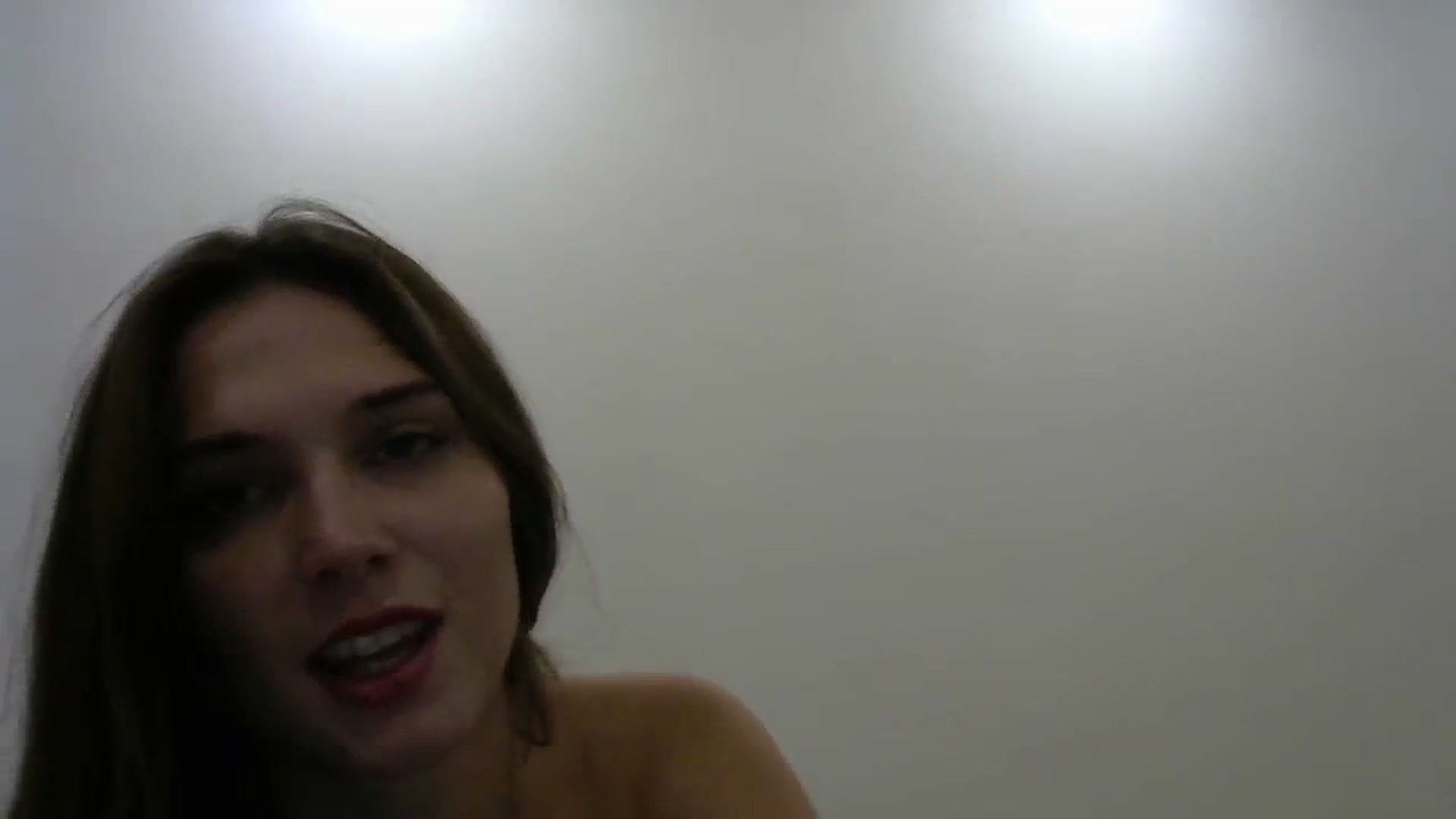 Gallery image thumbnail from HaleyReed's myfreecams stream on, 12/03/2023, 14:36 image 13 of 20