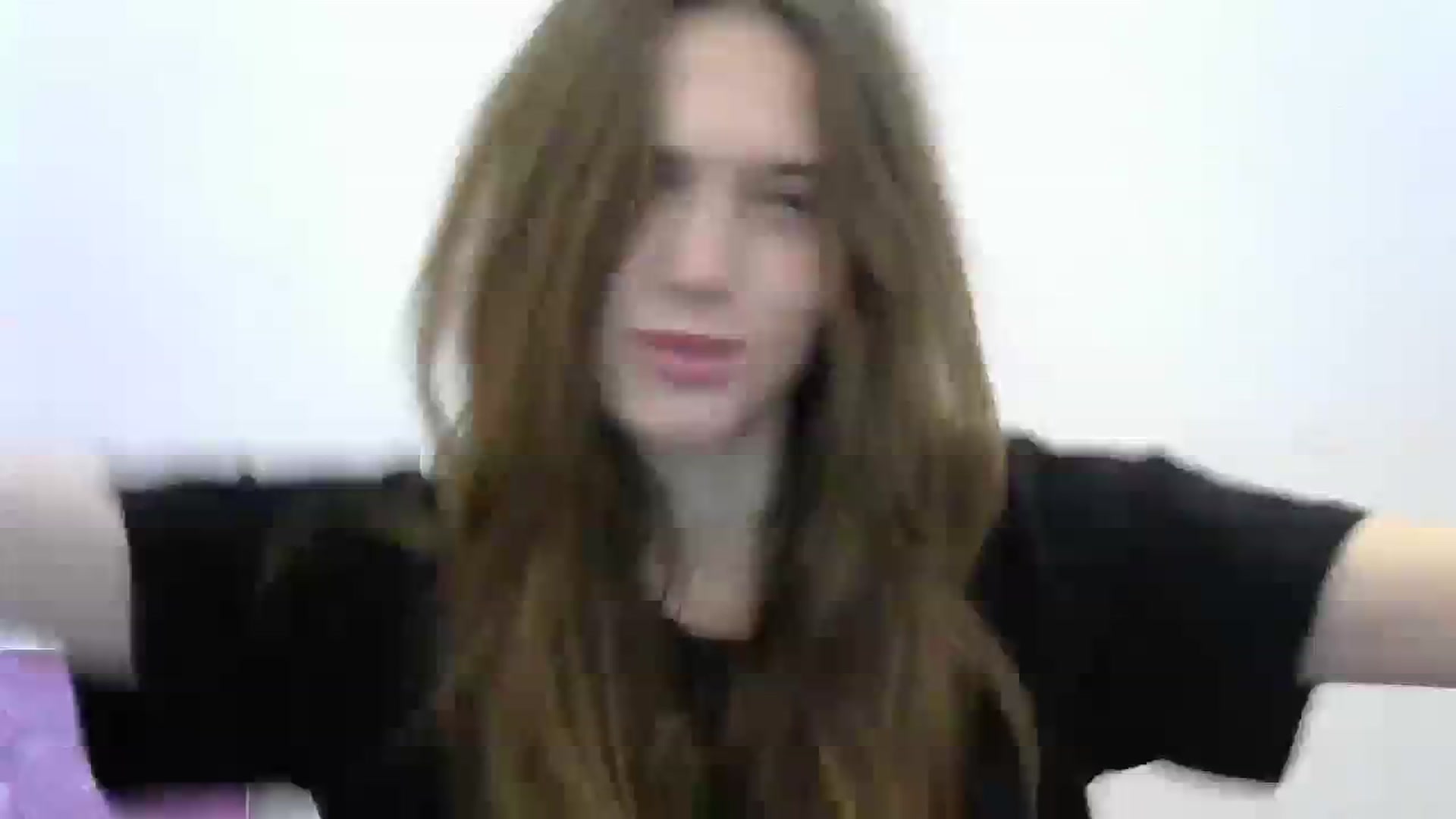Gallery image thumbnail from HaleyReed's myfreecams stream on, 12/03/2023, 14:36 image 3 of 20