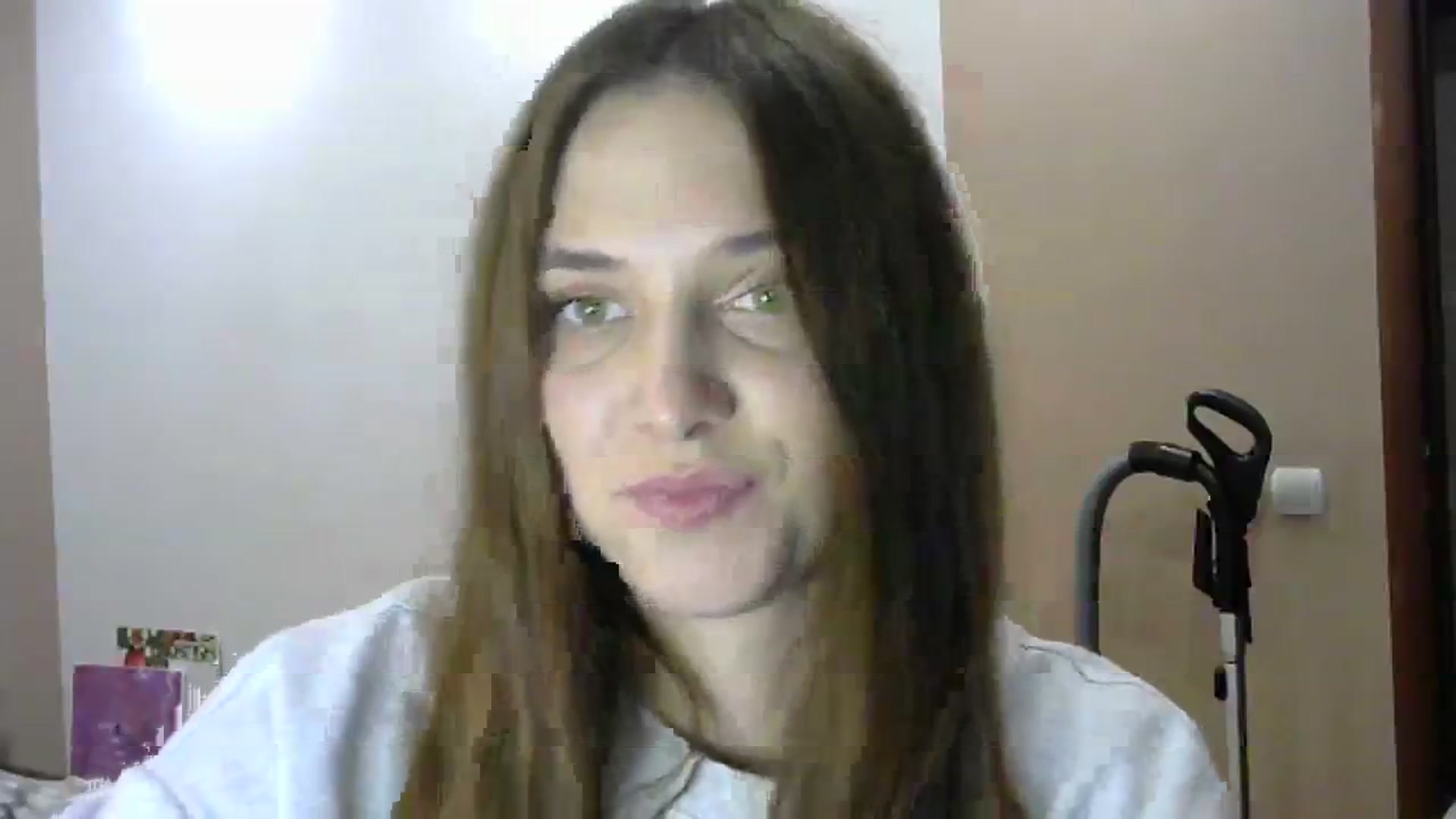 Gallery image thumbnail from HaleyReed's myfreecams stream on, 12/06/2023, 15:35 image 17 of 20