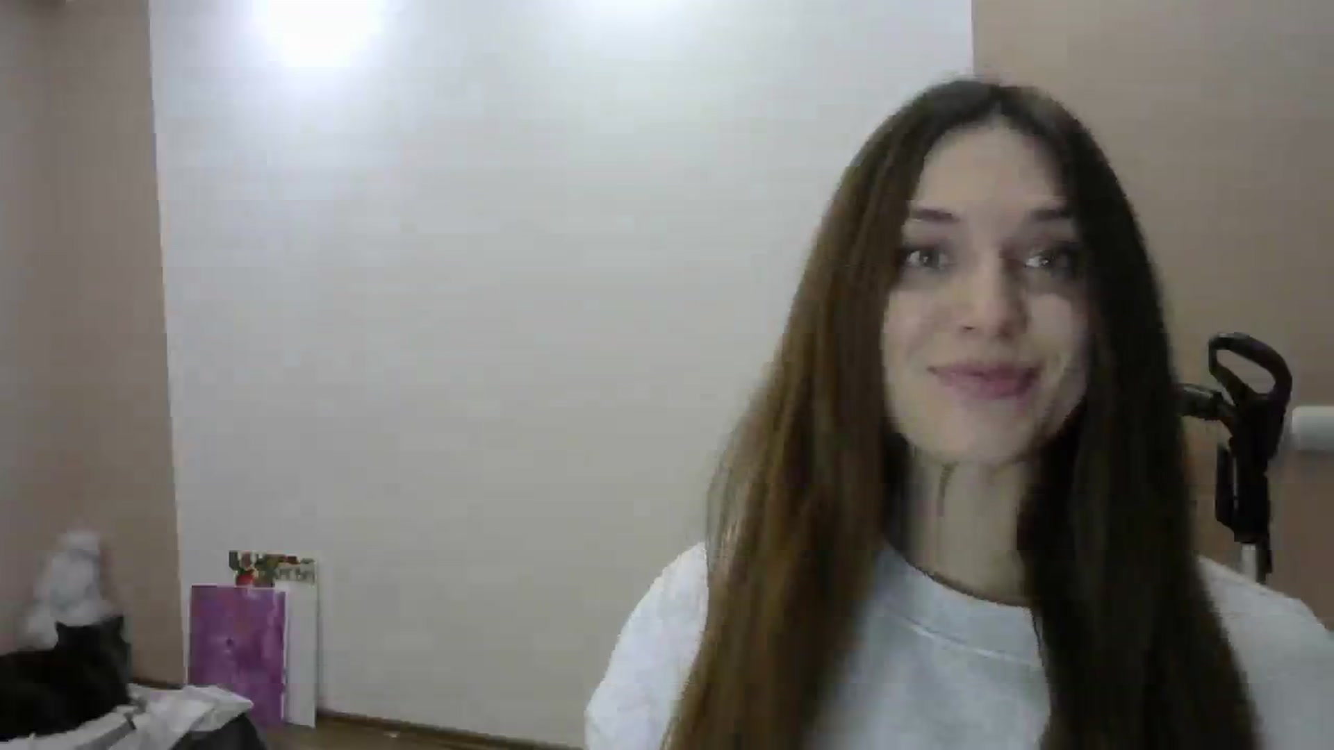 Gallery image thumbnail from HaleyReed's myfreecams stream on, 12/06/2023, 15:46 image 11 of 20