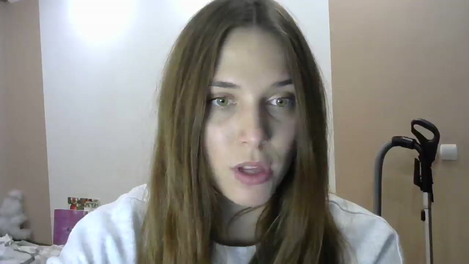 Gallery image thumbnail from HaleyReed's myfreecams stream on, 12/06/2023, 15:46 image 20 of 20