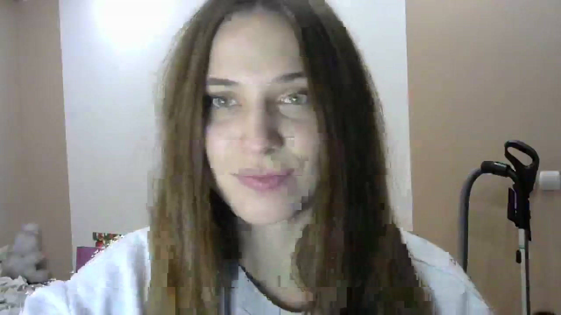 Gallery image thumbnail from HaleyReed's myfreecams stream on, 12/06/2023, 15:46 image 13 of 20