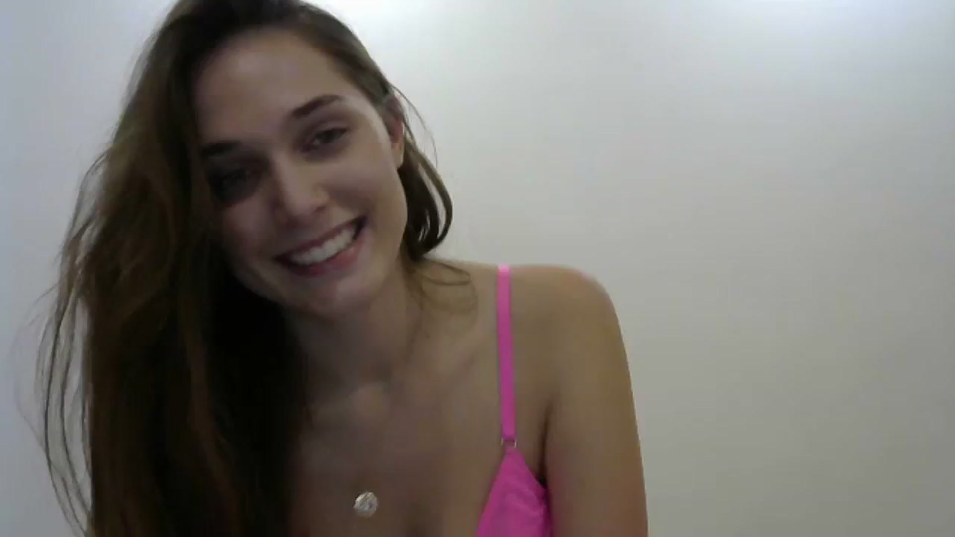 Gallery image thumbnail from HaleyReed's myfreecams stream on, 12/15/2023, 15:47 image 18 of 20