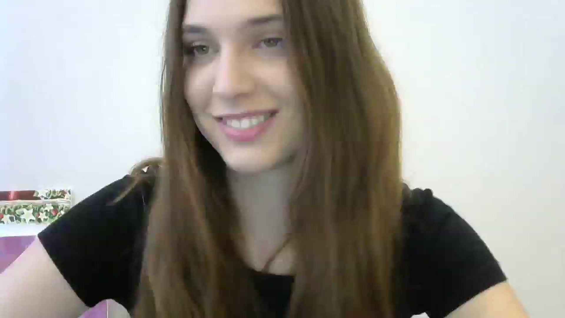 Gallery image thumbnail from HaleyReed's myfreecams stream on, 12/16/2023, 13:13 image 13 of 20