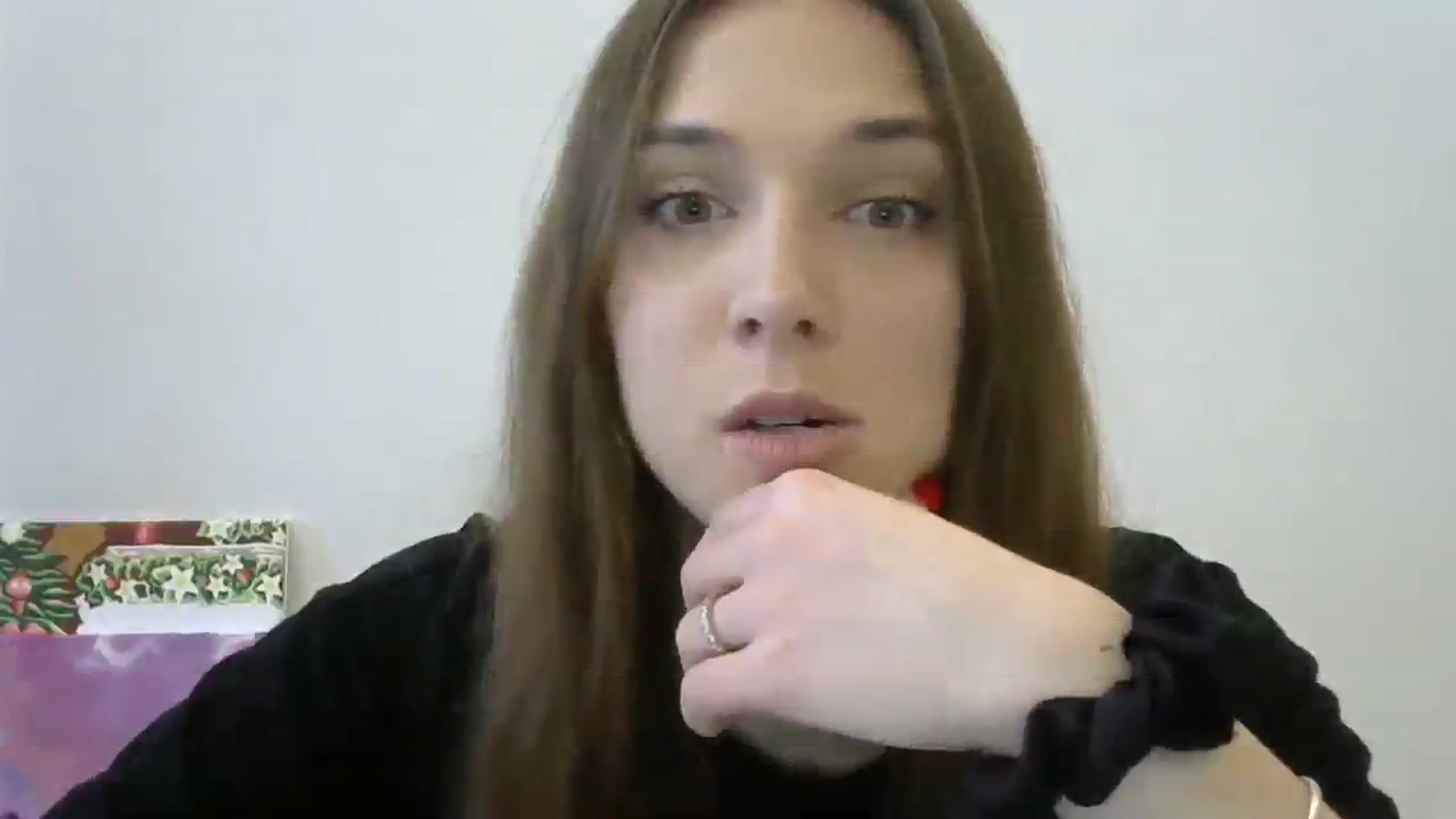 Gallery image thumbnail from HaleyReed's myfreecams stream on, 12/18/2023, 11:25 image 14 of 20