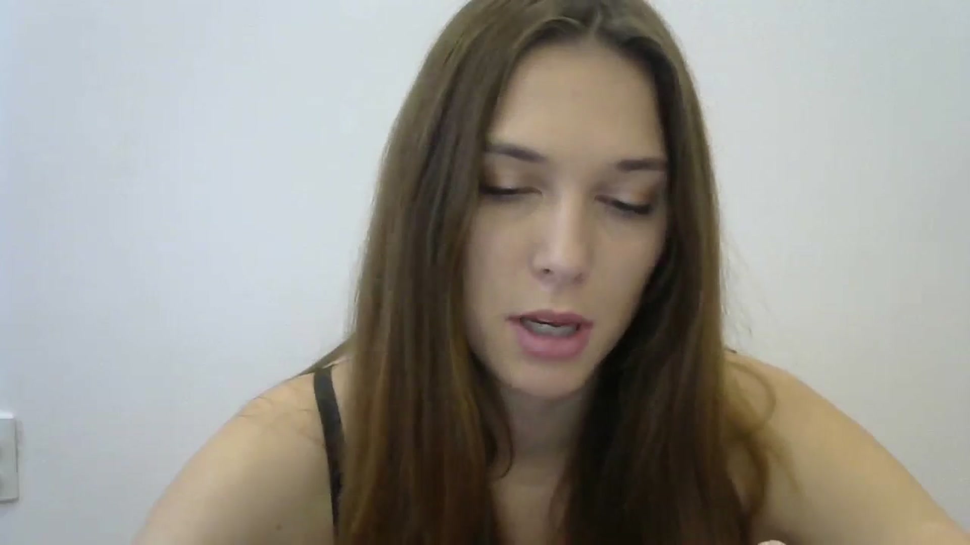 Gallery image thumbnail from HaleyReed's myfreecams stream on, 12/19/2023, 11:39 image 19 of 20