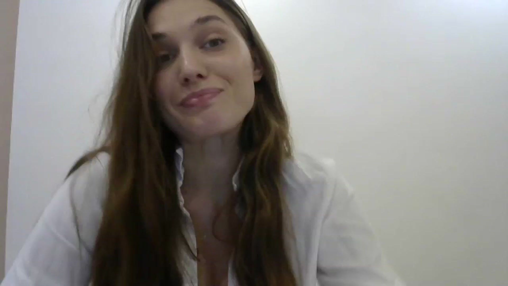 Gallery image thumbnail from HaleyReed's myfreecams stream on, 12/30/2023, 14:06 image 13 of 20