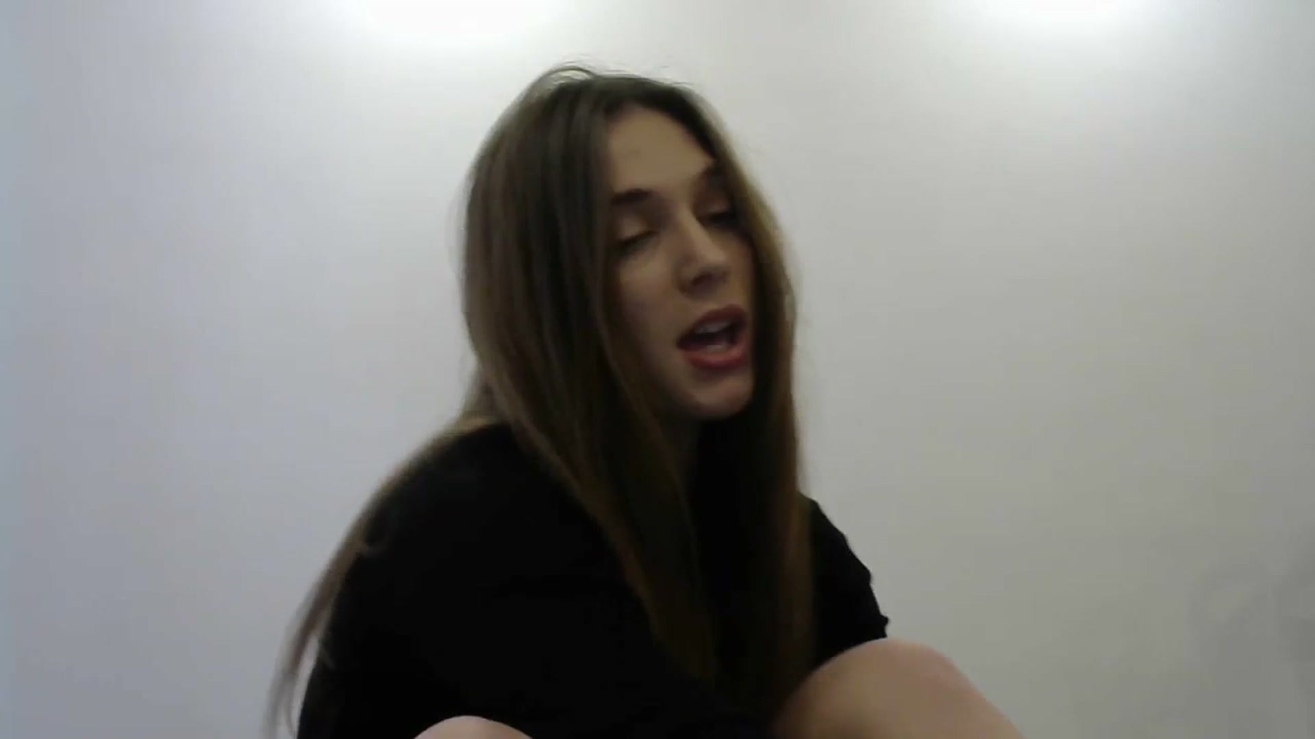 Gallery image thumbnail from HaleyReed's myfreecams stream on, 02/04/2024, 13:46 image 13 of 20